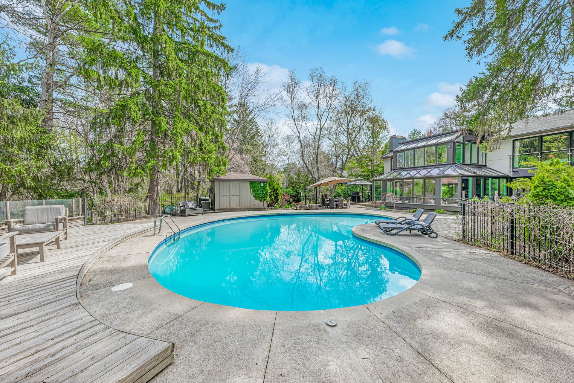 1517 Stavebank Rd