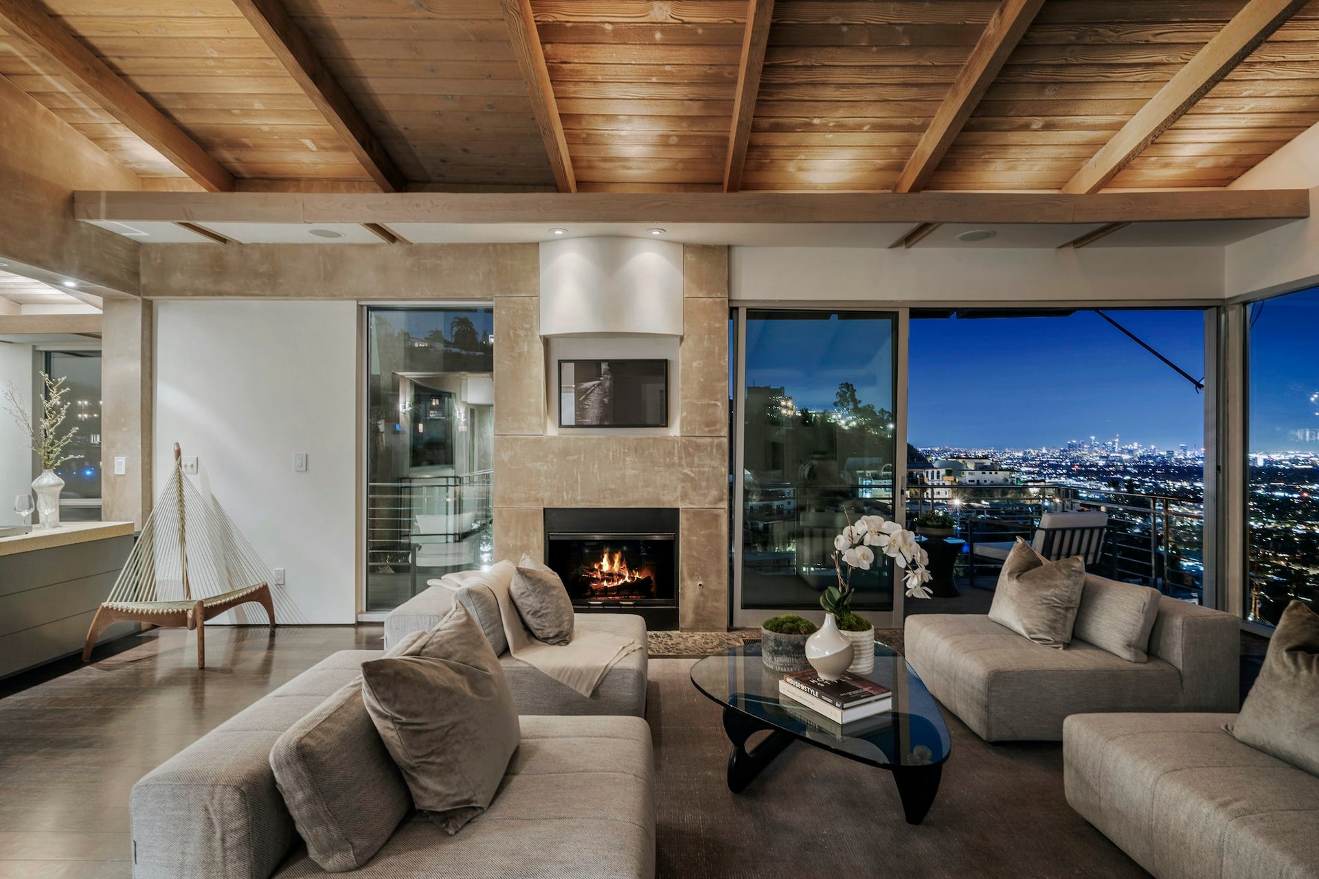 Sunset Strip Architectural with Jetliner Views
