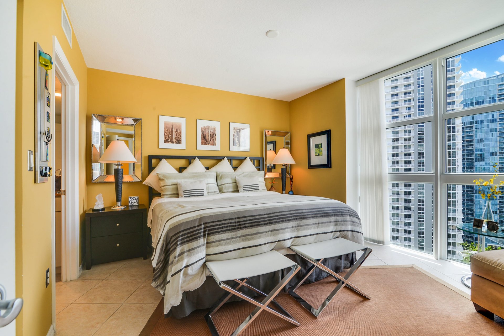 347 N New River Dr E Unit: 2707