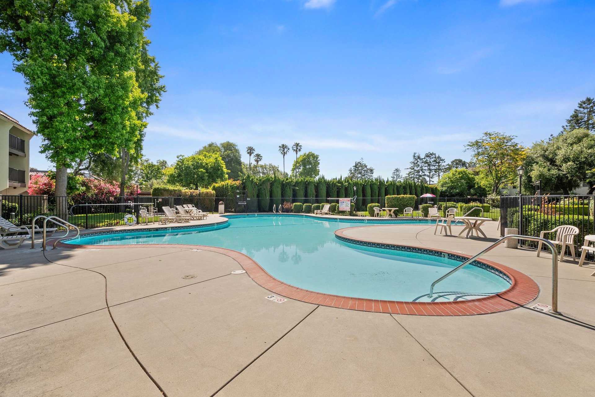 1760 Halford Avenue Unit 172