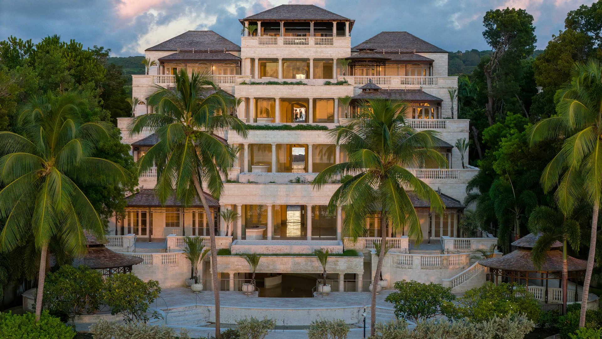 Emerald Chateau 