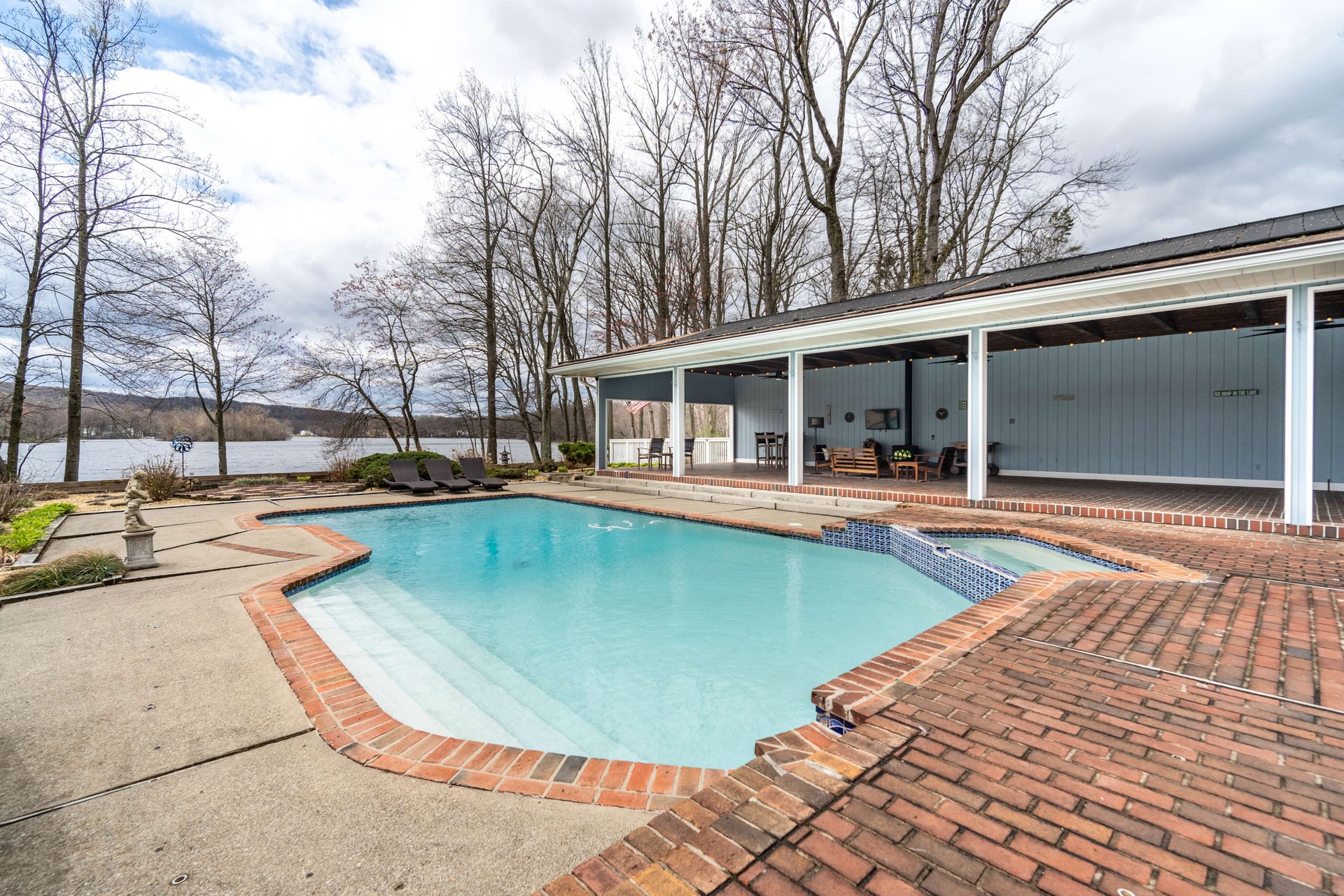 20 Radtke Road, Randolph, NJ 07869
