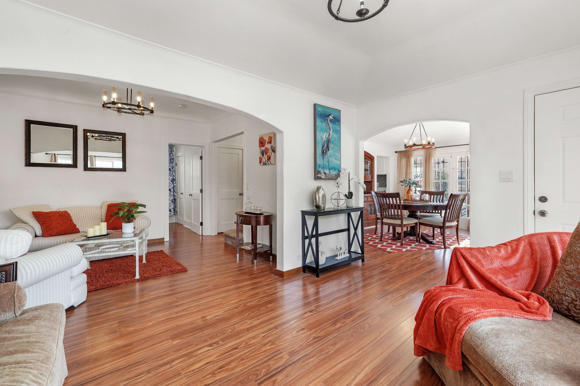 Light and Bright Remodeled Country English in Mid Los Angeles!