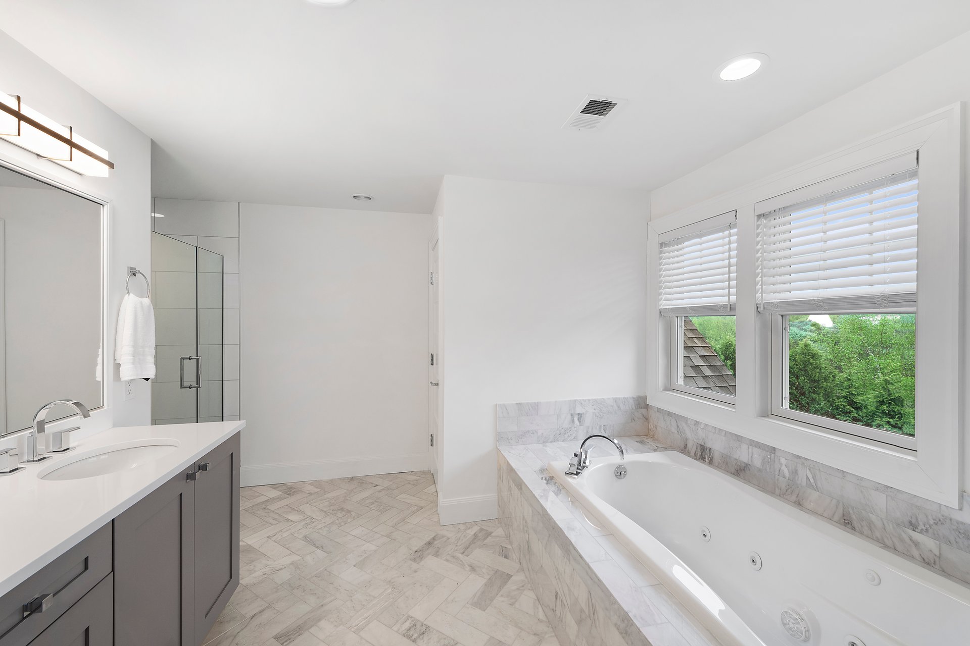 8 Spring Lane