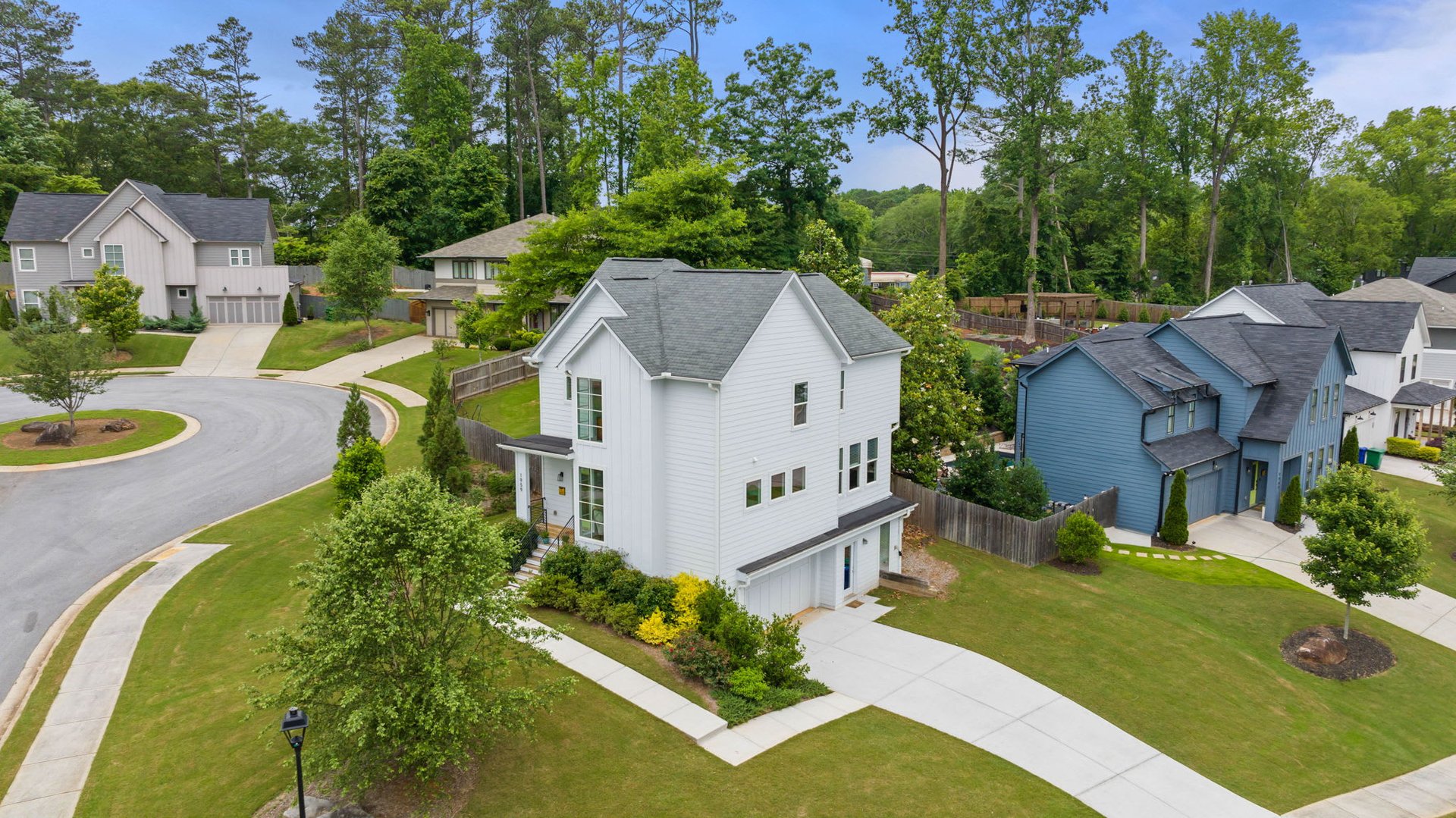 1959 River Birch Lane Atlanta, Georgia 30316