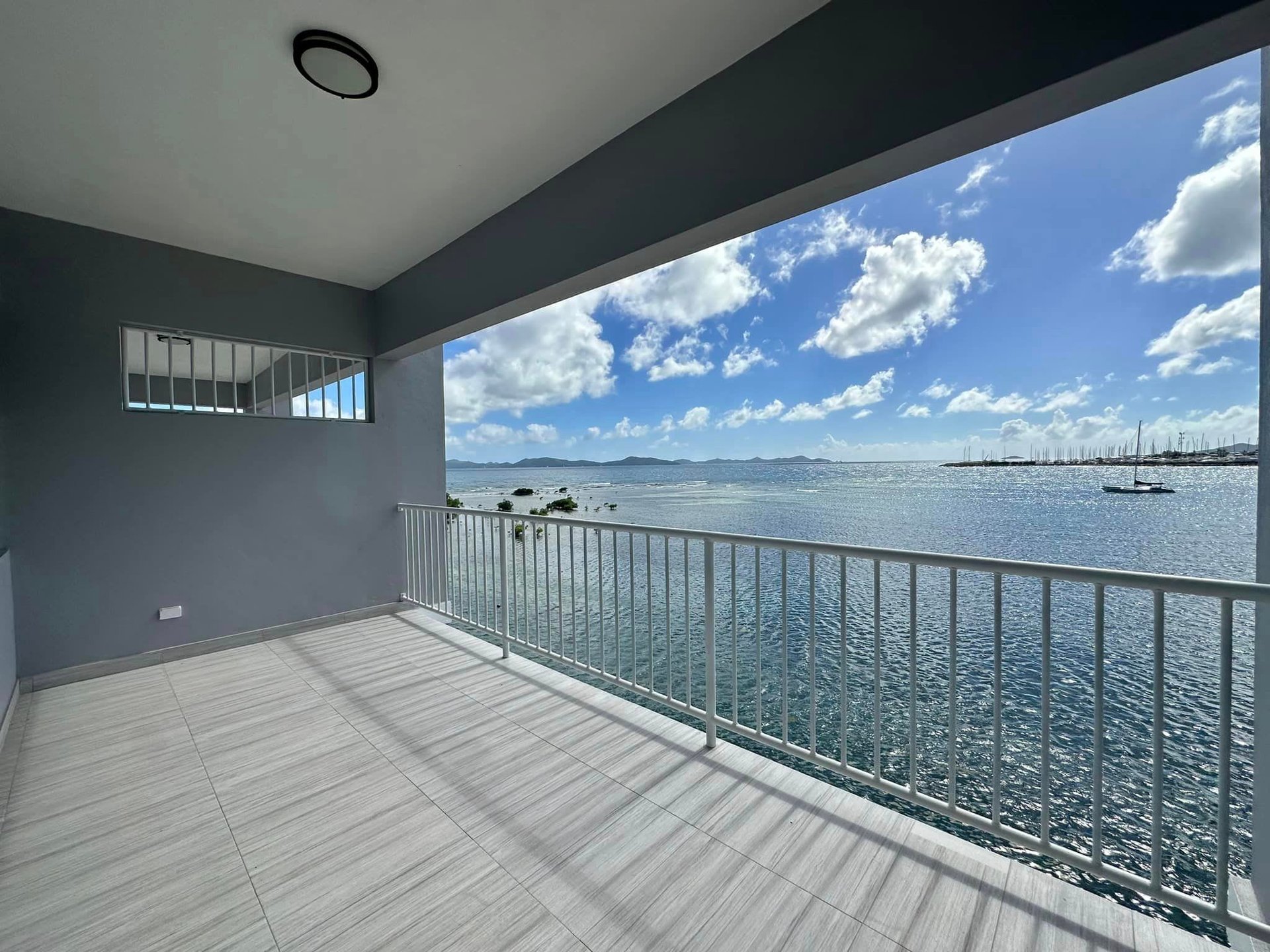 875 Manuel Reef 1 Bedroom Apartment