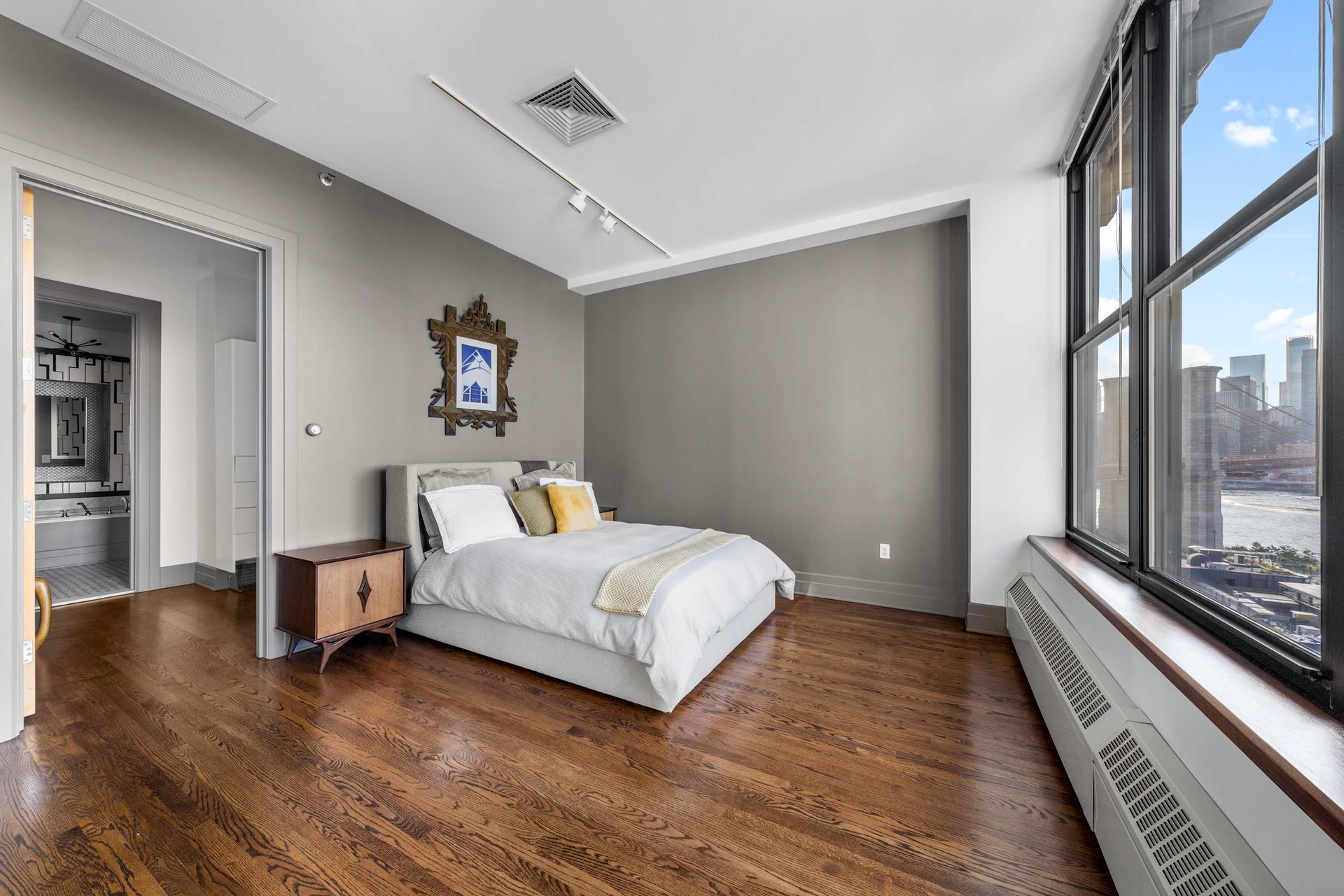 30 Main Street, Unit PHB