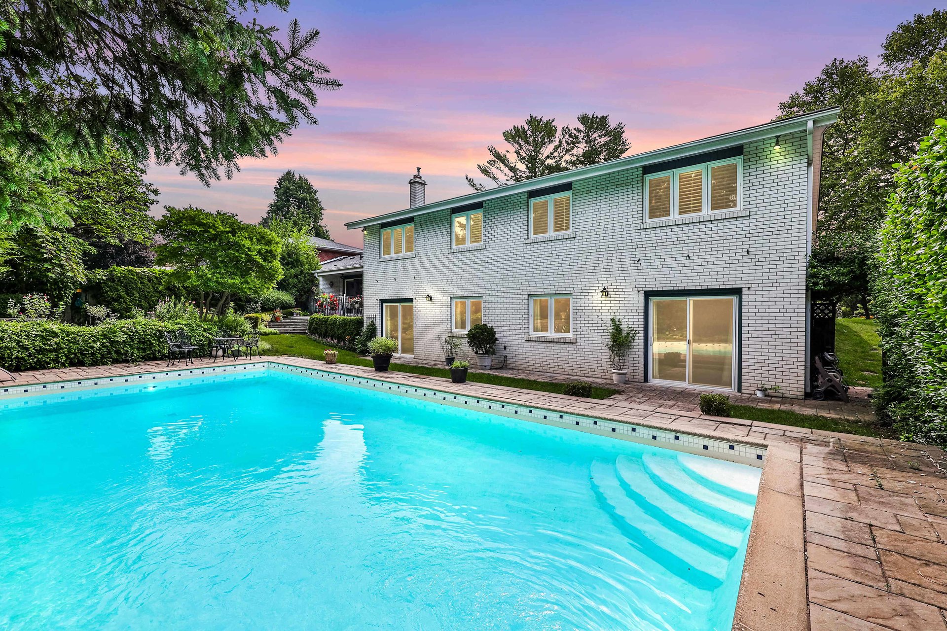 1483 Spring Rd