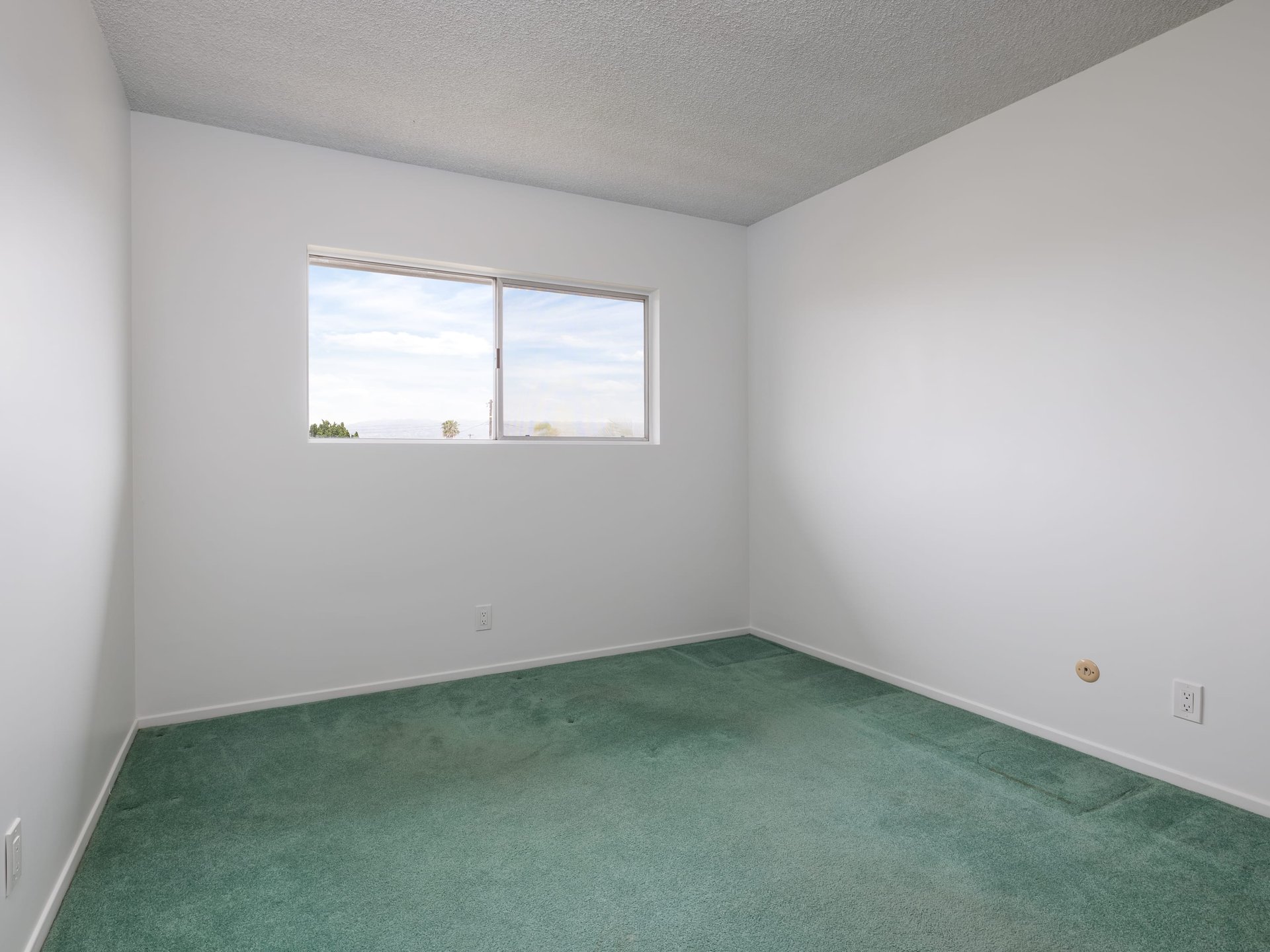 2260 W 229th Place