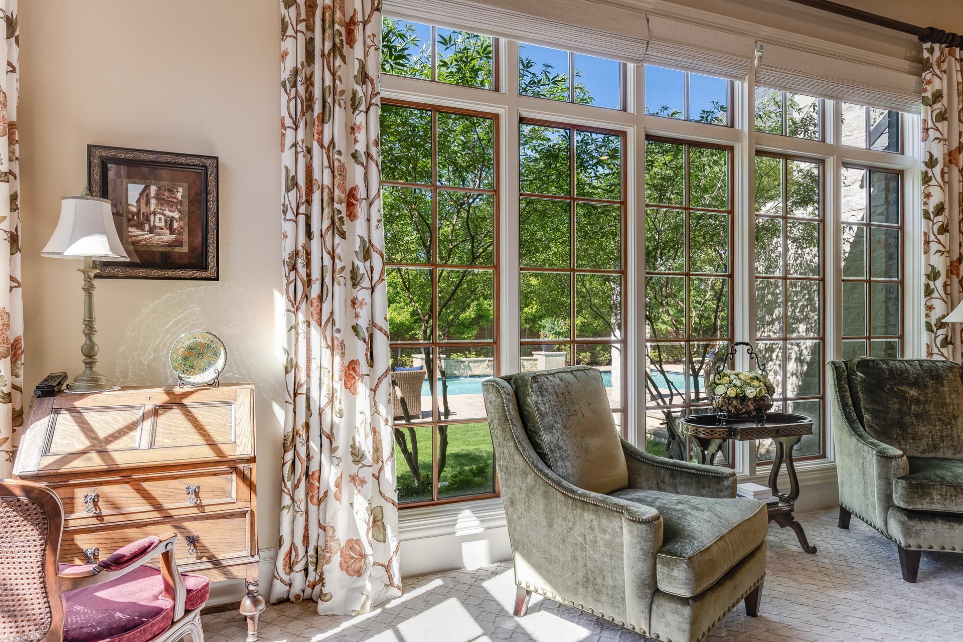 6400 Drawbridge Lane