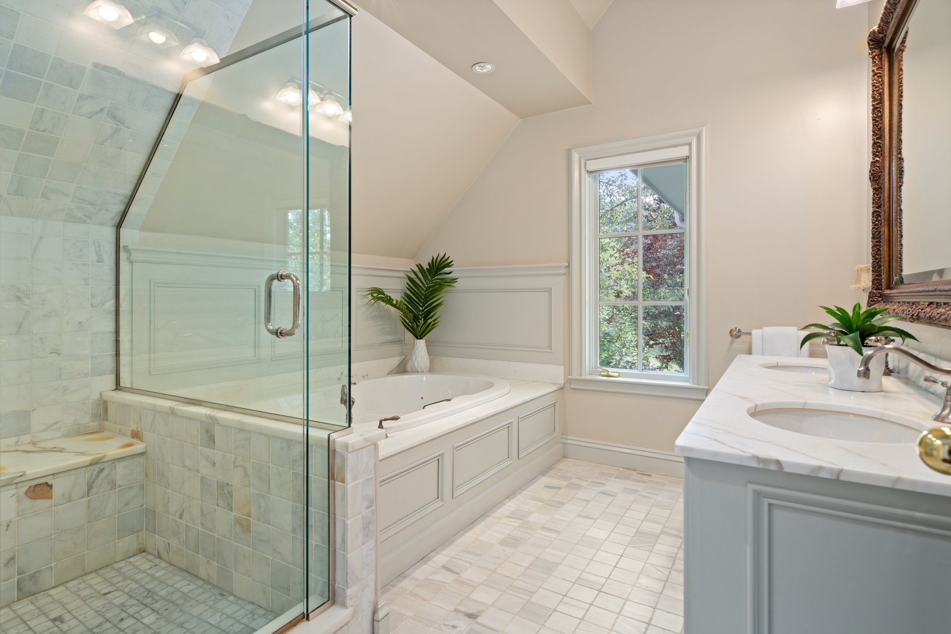 11 Clovelly Rd