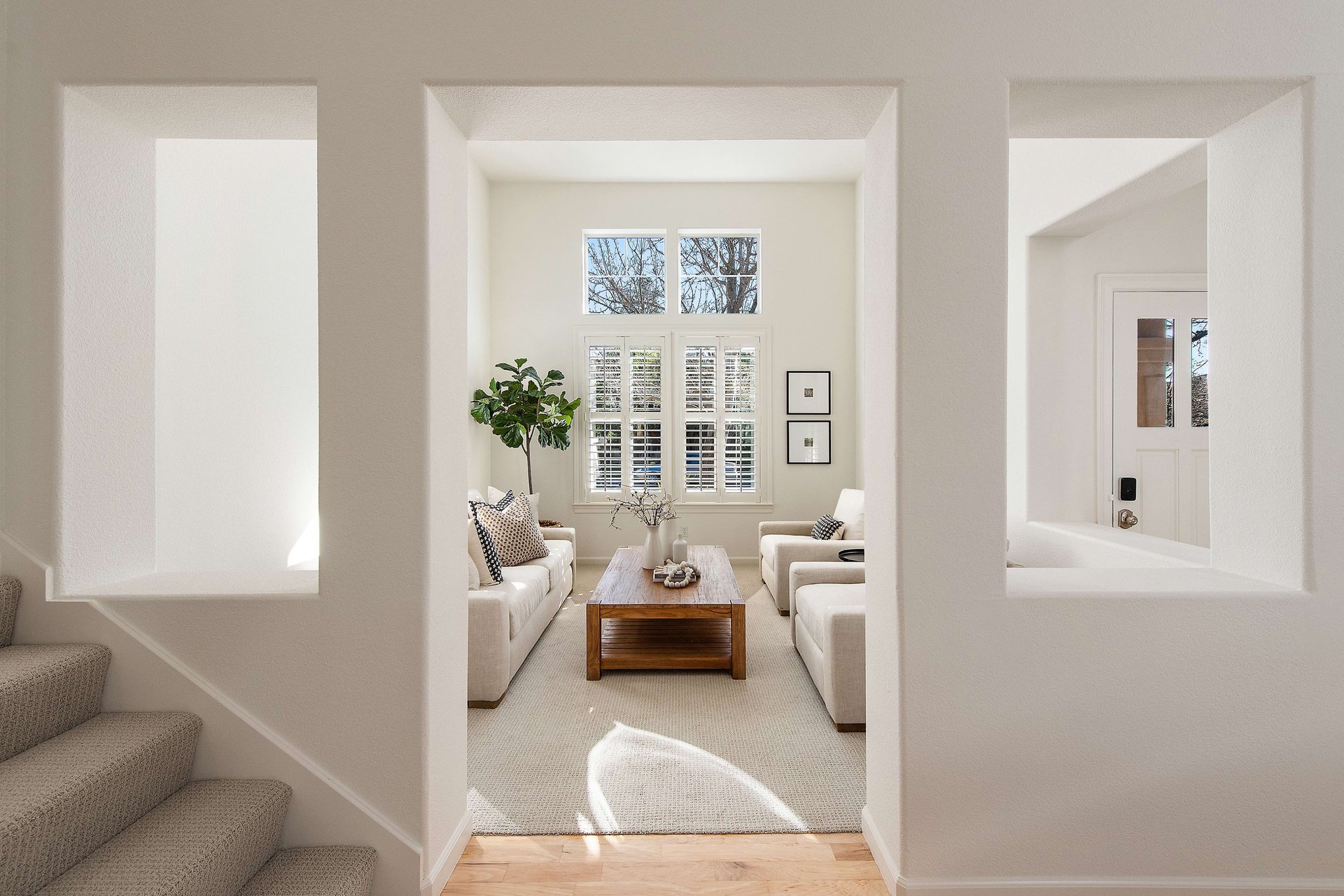 27 Presidio Dr