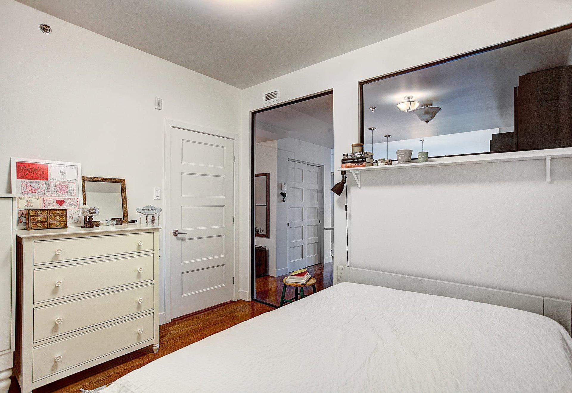 5865 Av. de Monkland, Apt. 302