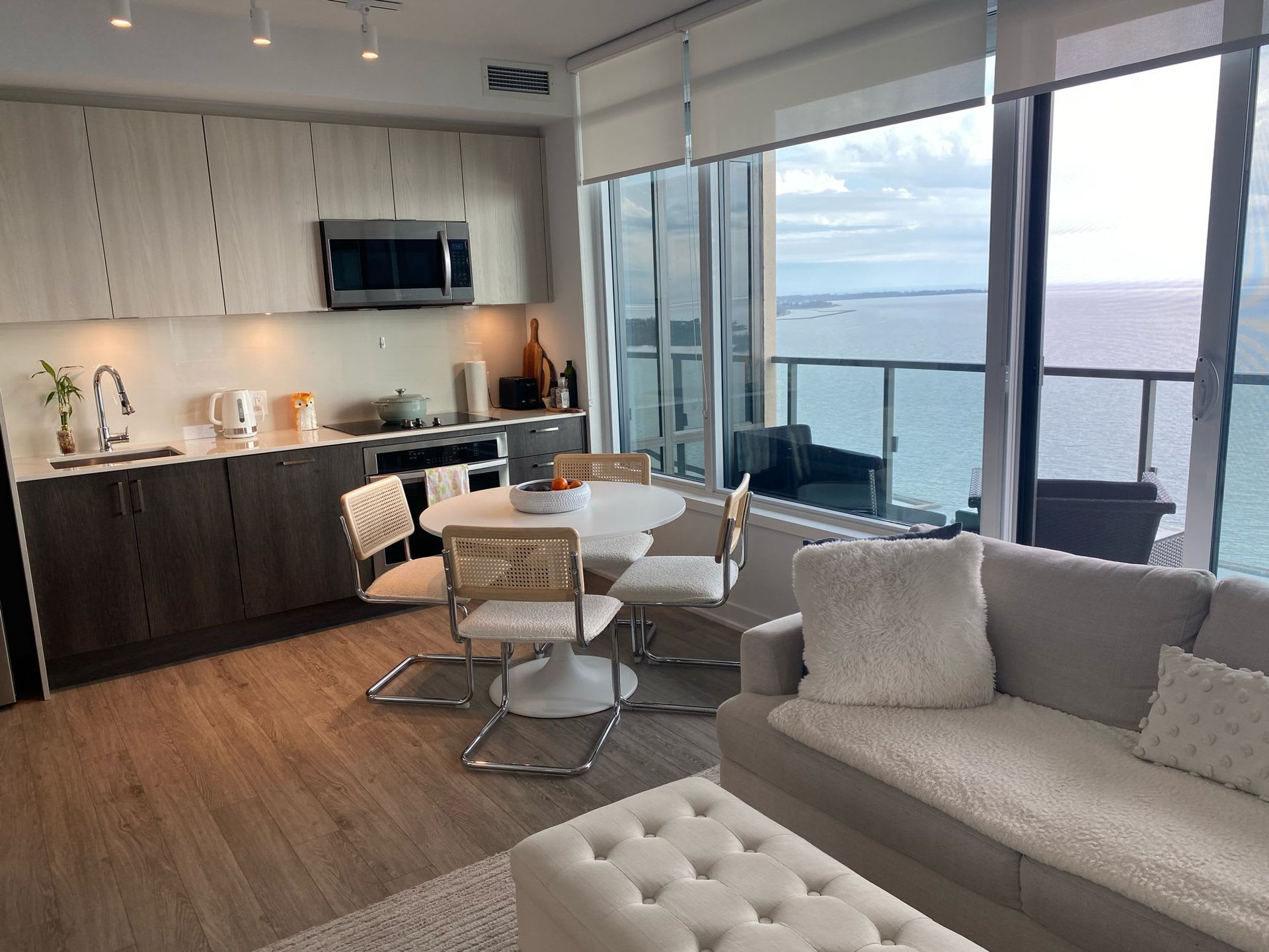 1926 Lake Shore Blvd W, Unit 2610