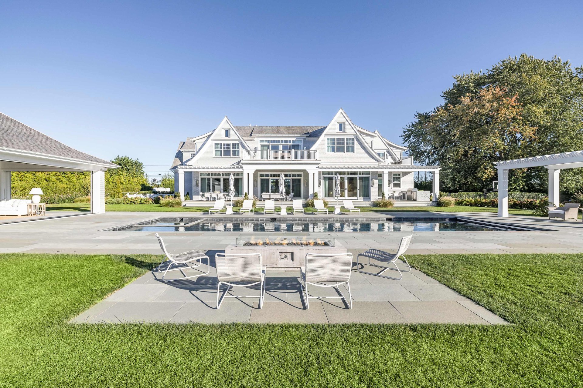 Bridgehampton Estate with Tennis