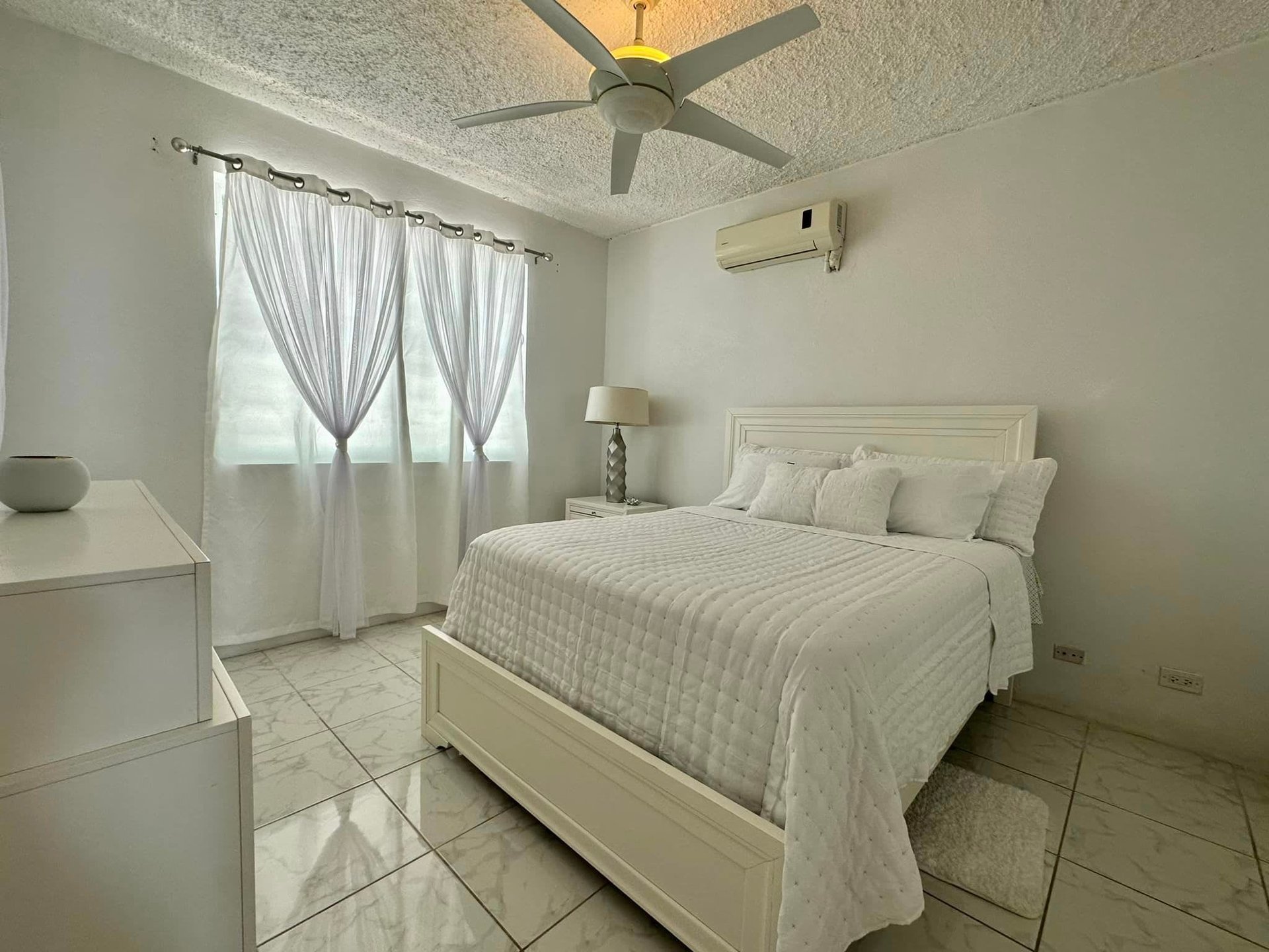 823 Harrigan Estate 2 Bedroom Apartment
