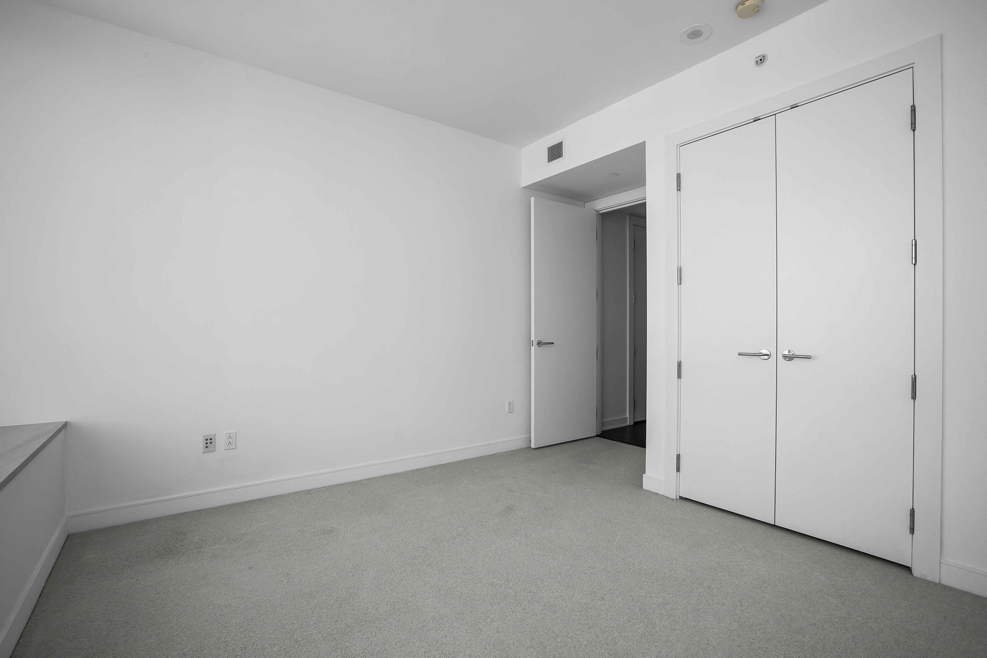 High-Floor, Two Bedroom with Bay Views at 301 Mission