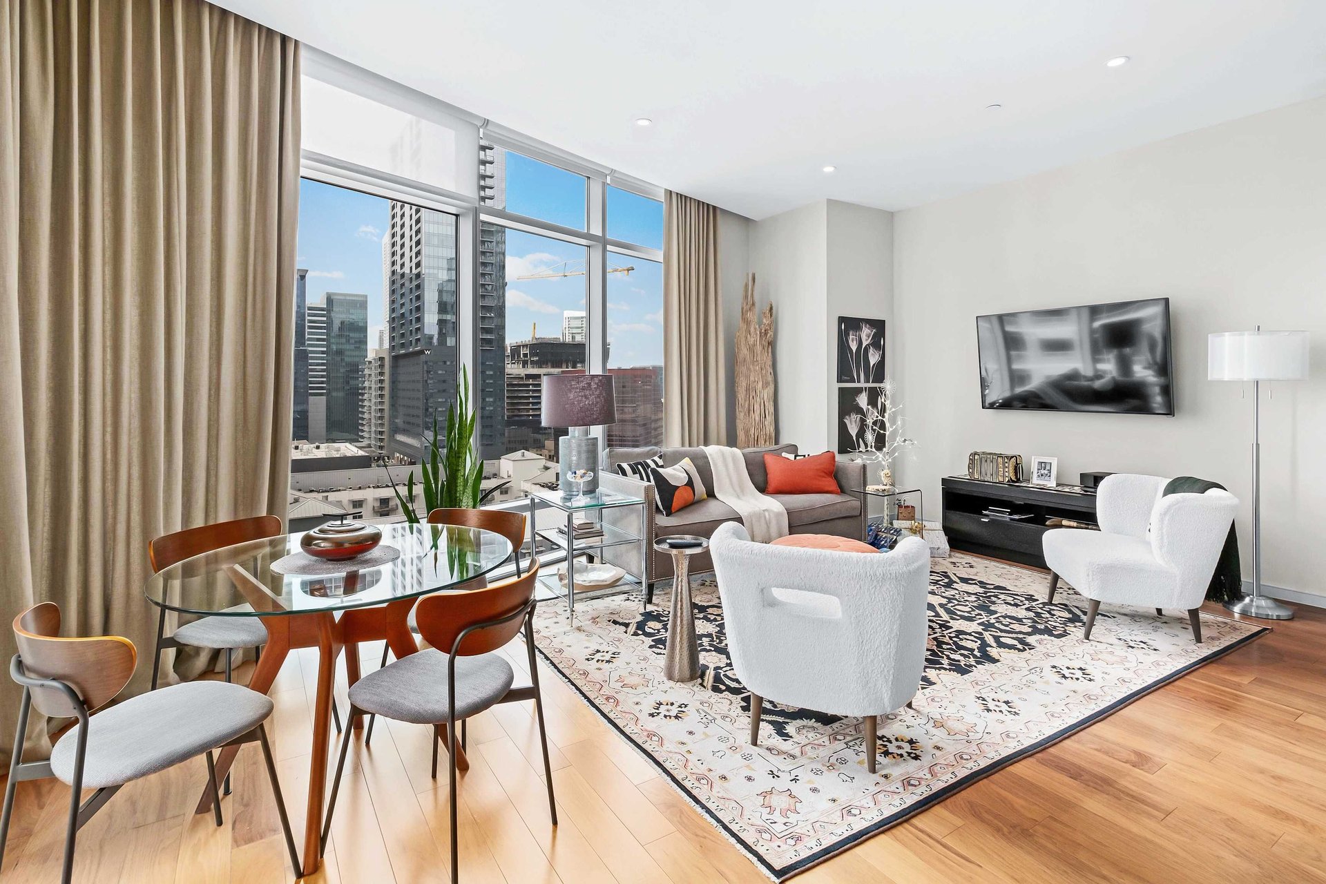 200 Congress Ave #15C