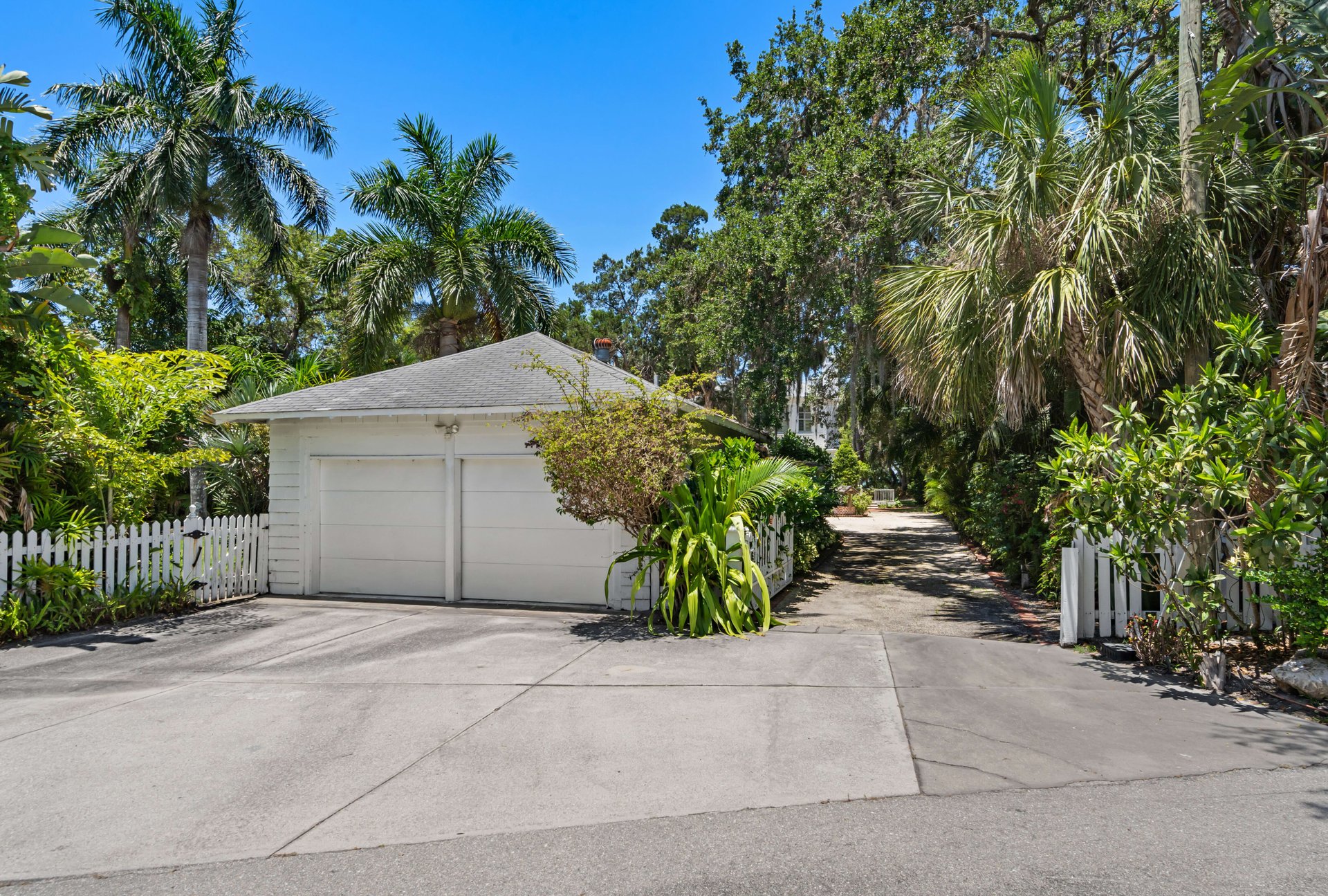 4521 BAY SHORE RD