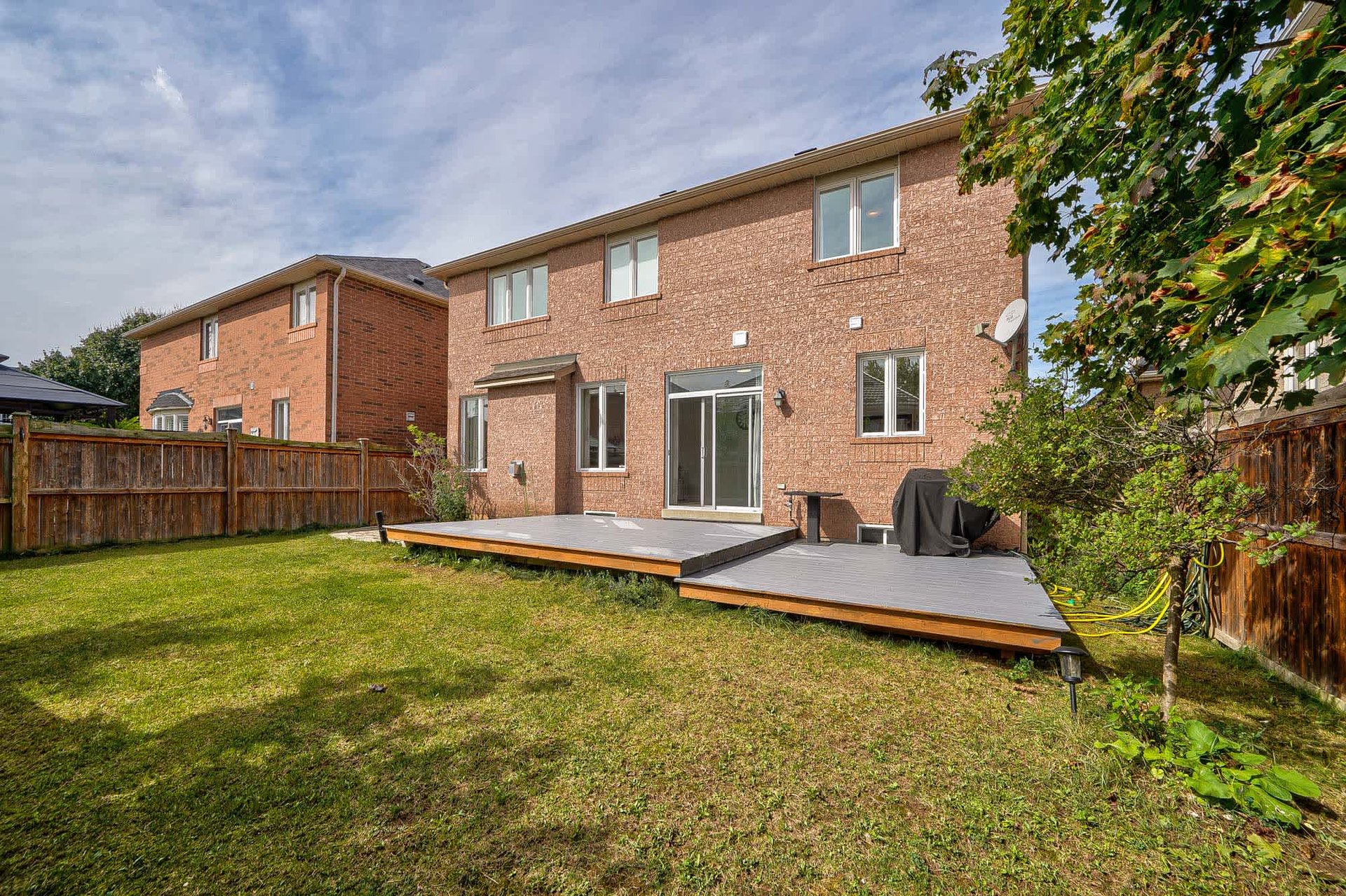 2164 Highcliffe Way