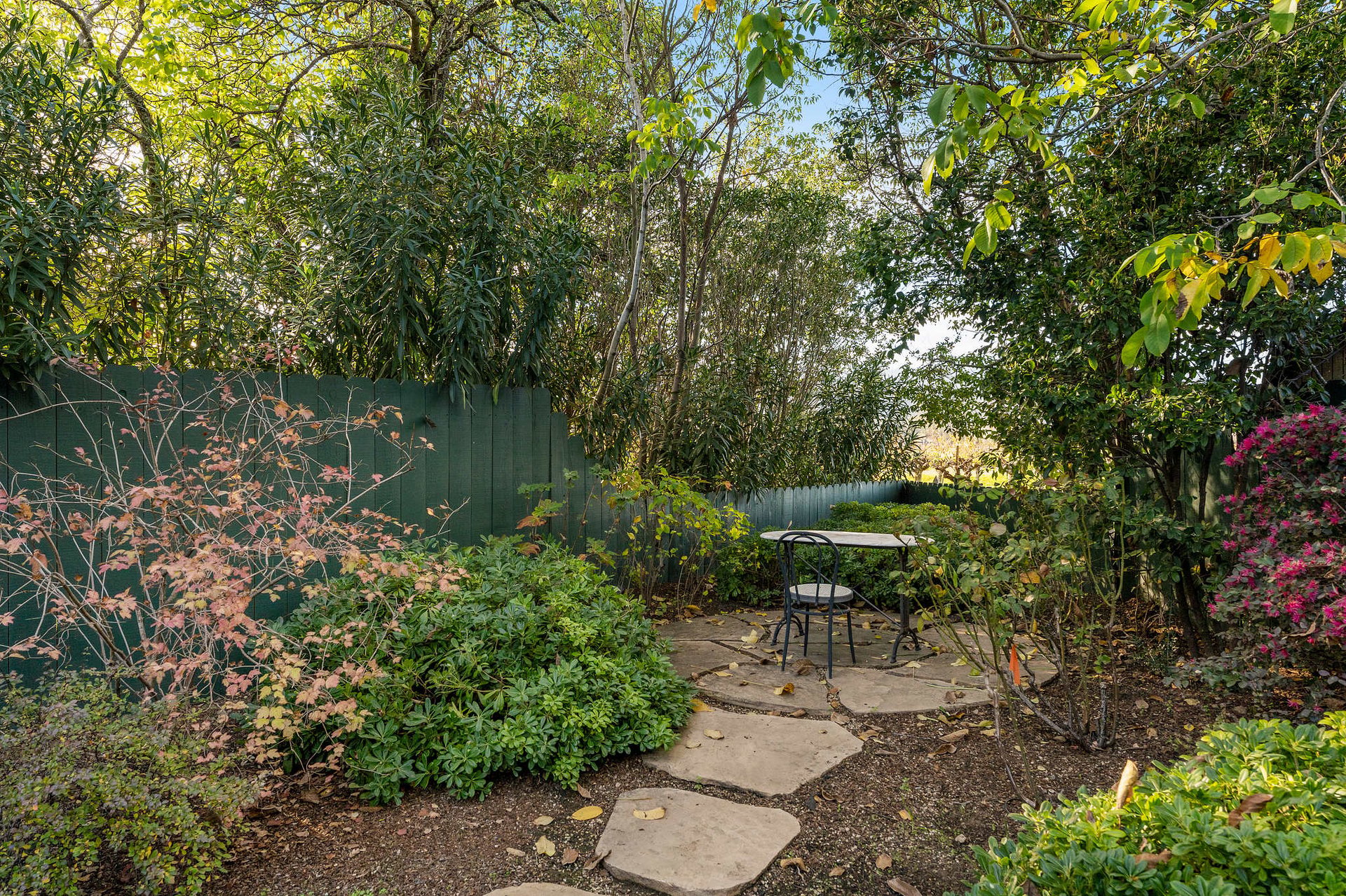 1385 Grove Court, St Helena