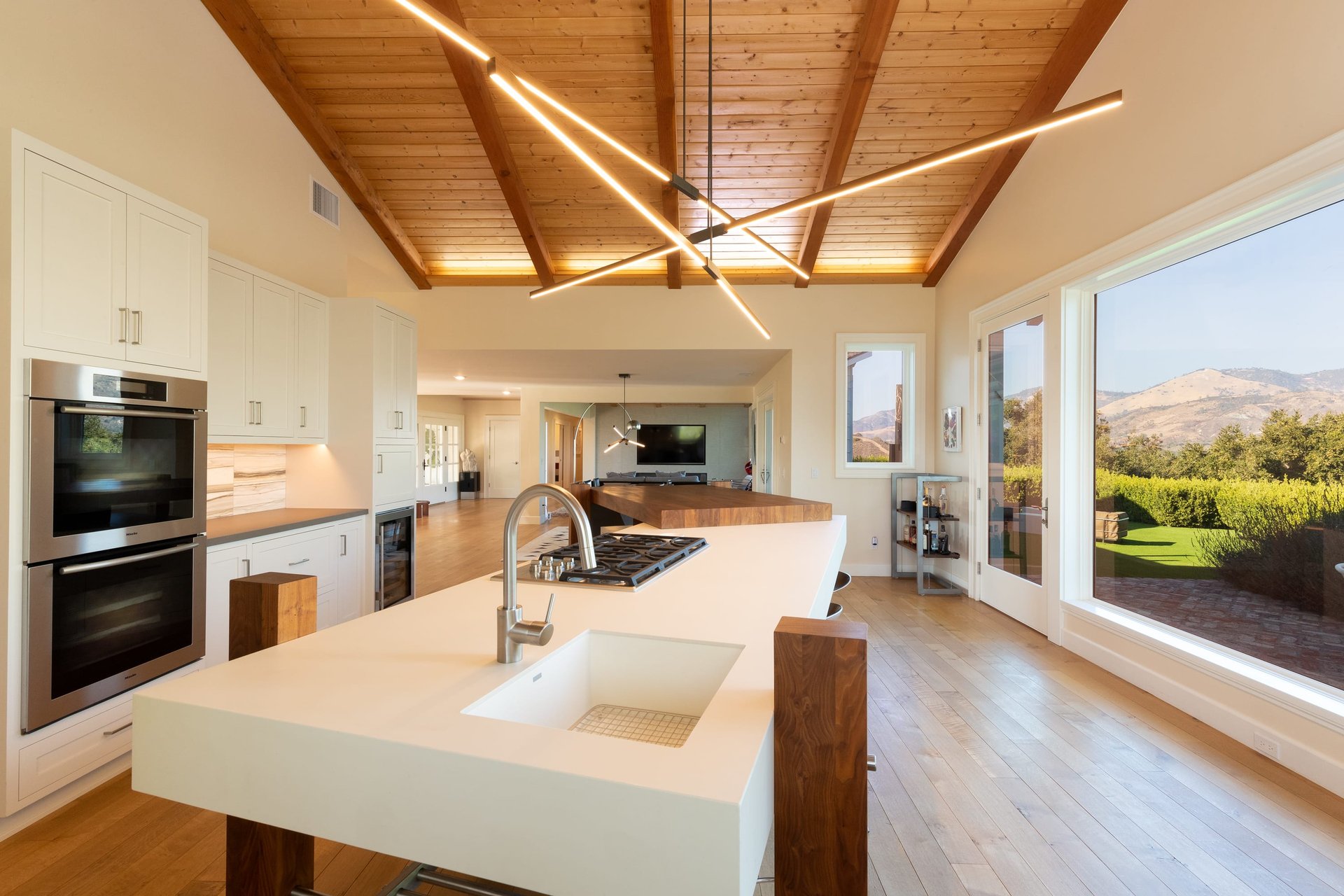 4465 White Pine