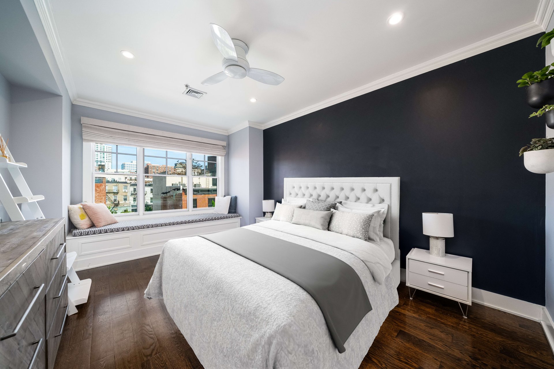 226 Park Ave APT 4