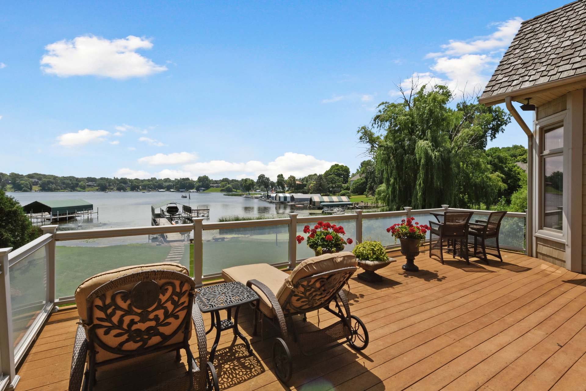 1006 Wildhurst Trl, Orono MN