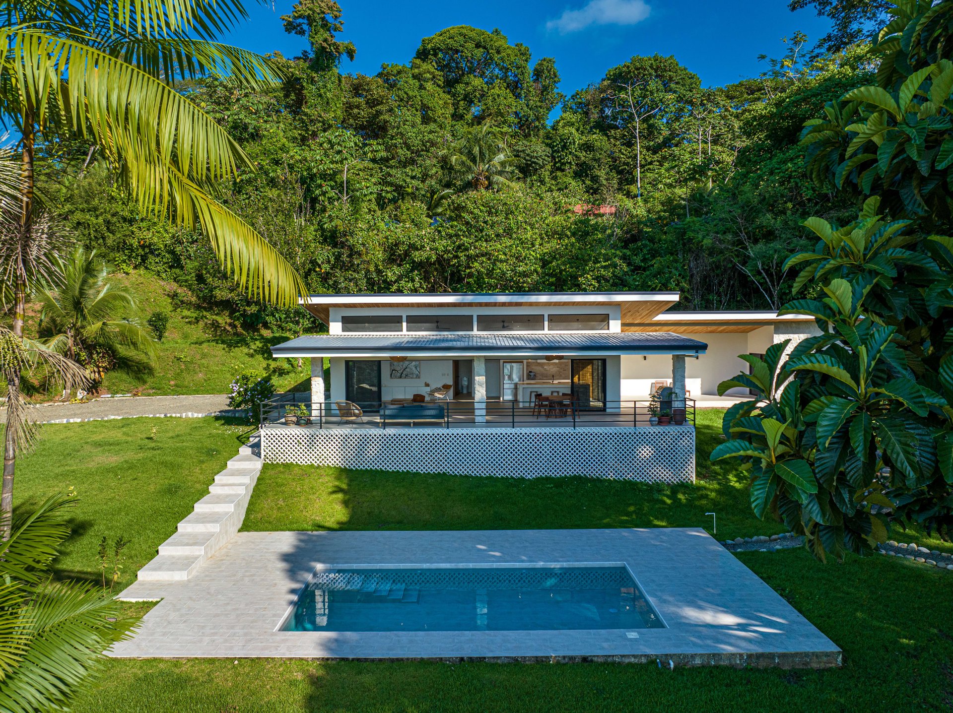 MOVE-IN READY OCEAN VIEW HOME IN CINCO VENTANAS WITH MAJESTIC RIVER ACCESS
