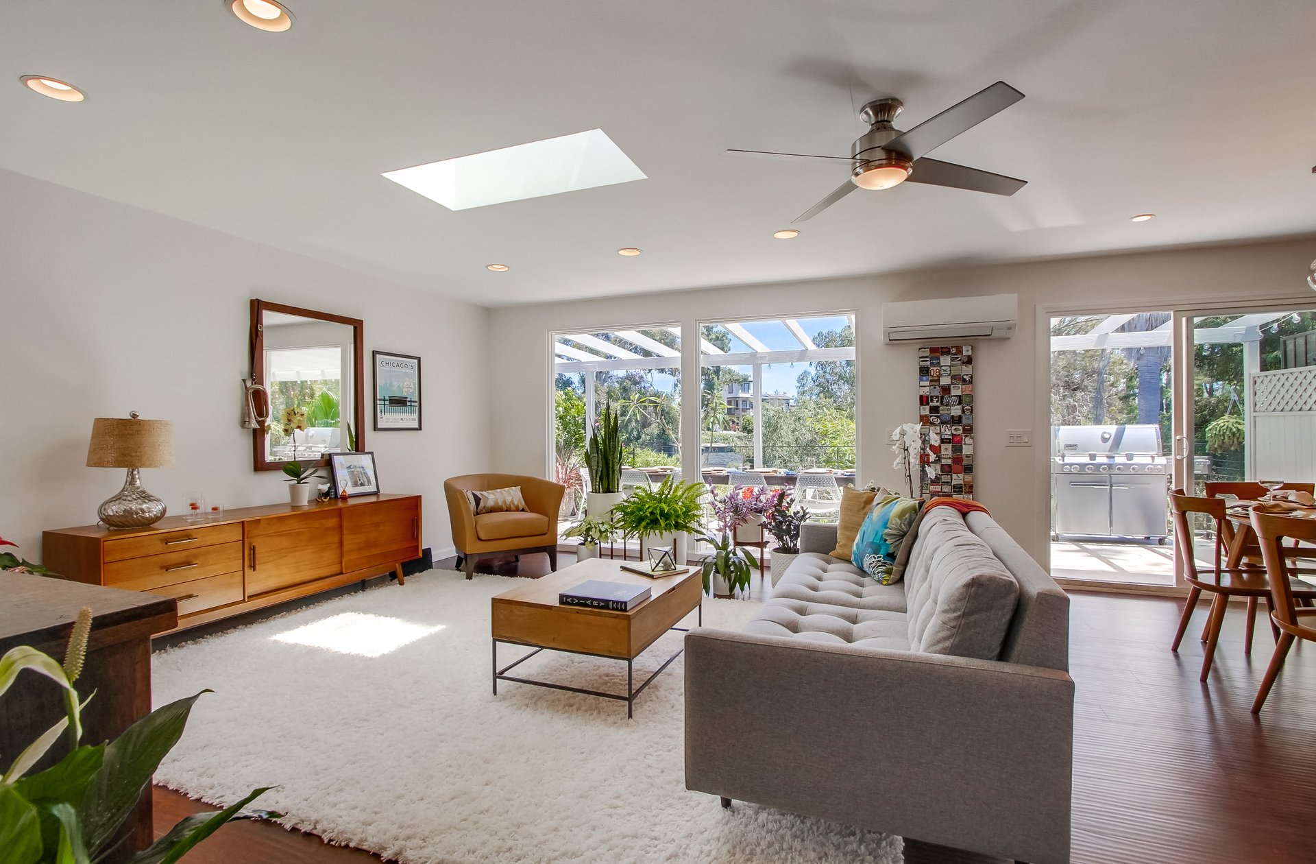 4565 Highland Avenue