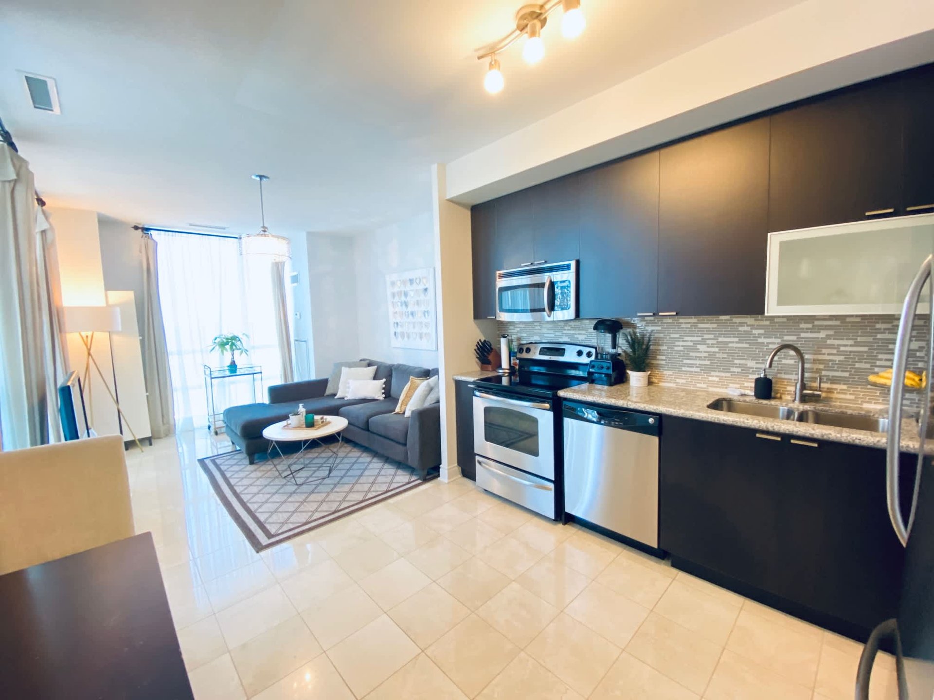16 Brookers Lane Unit: 1210