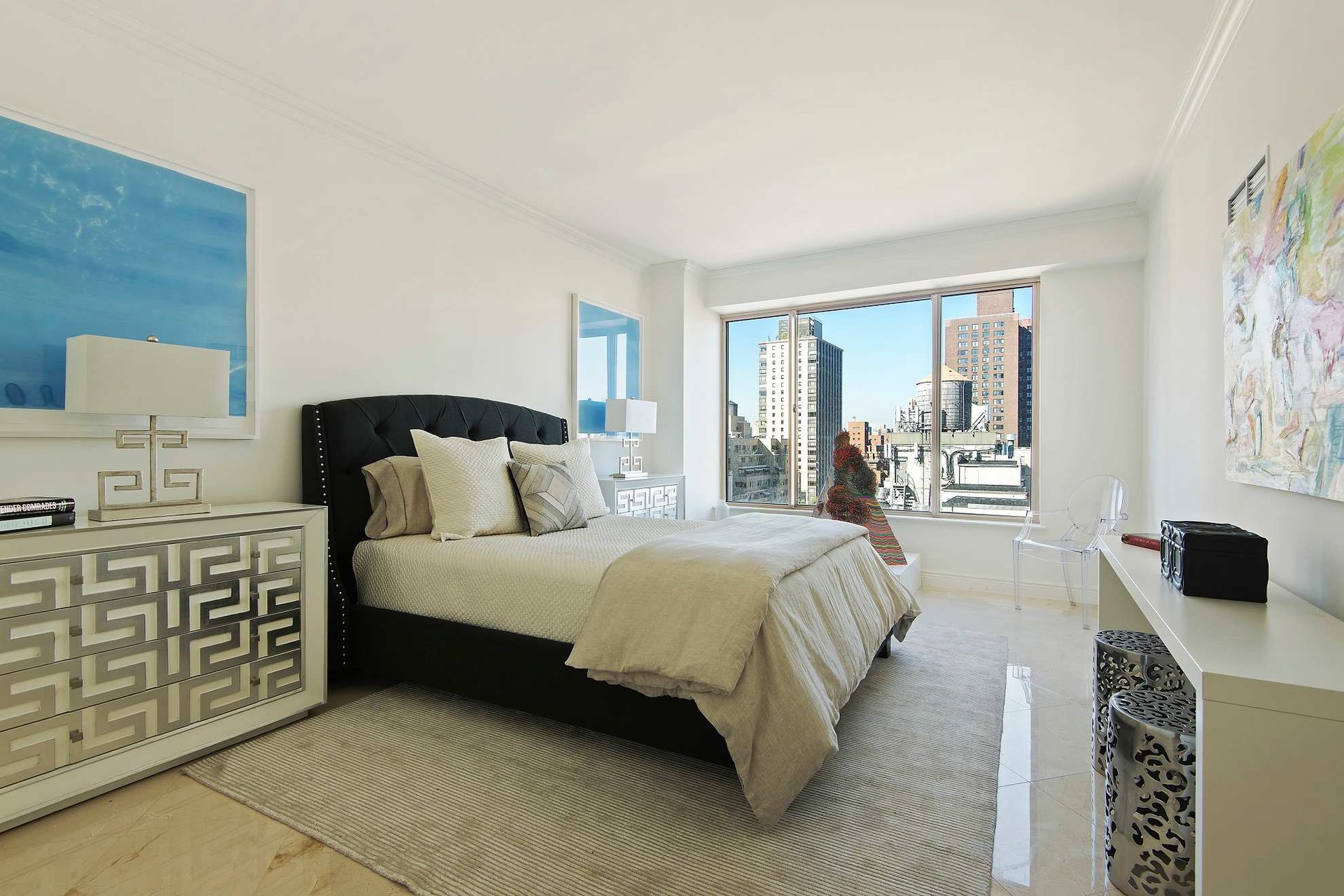 Sprawling Condo at 200 East 69th Street