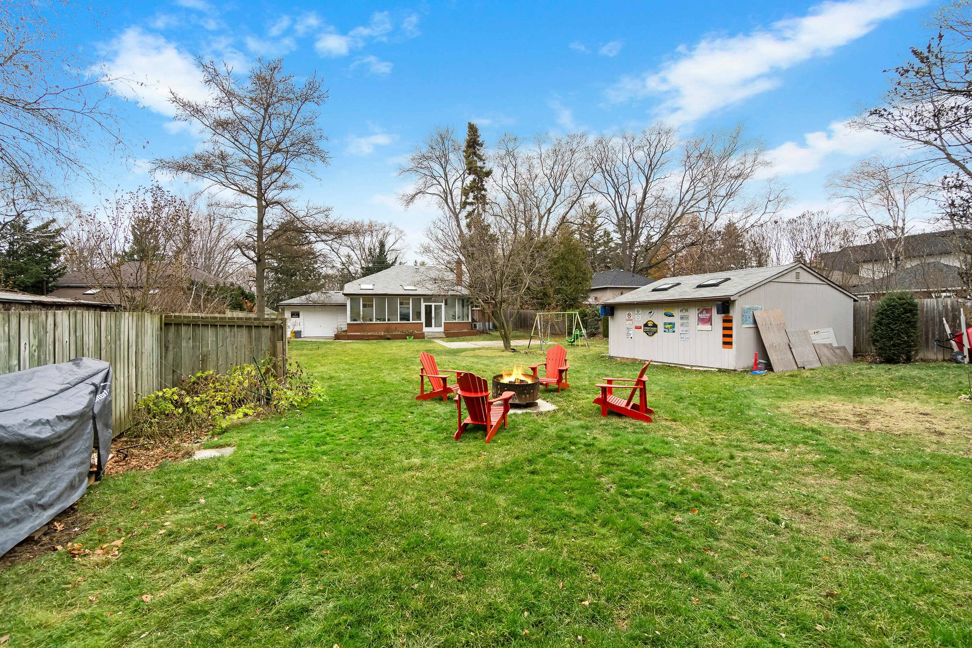 1577 Kenmuir Avenue