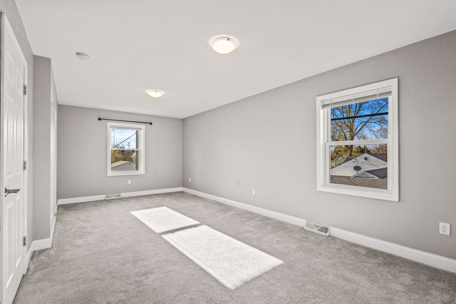 Renovated Bay View Colonial