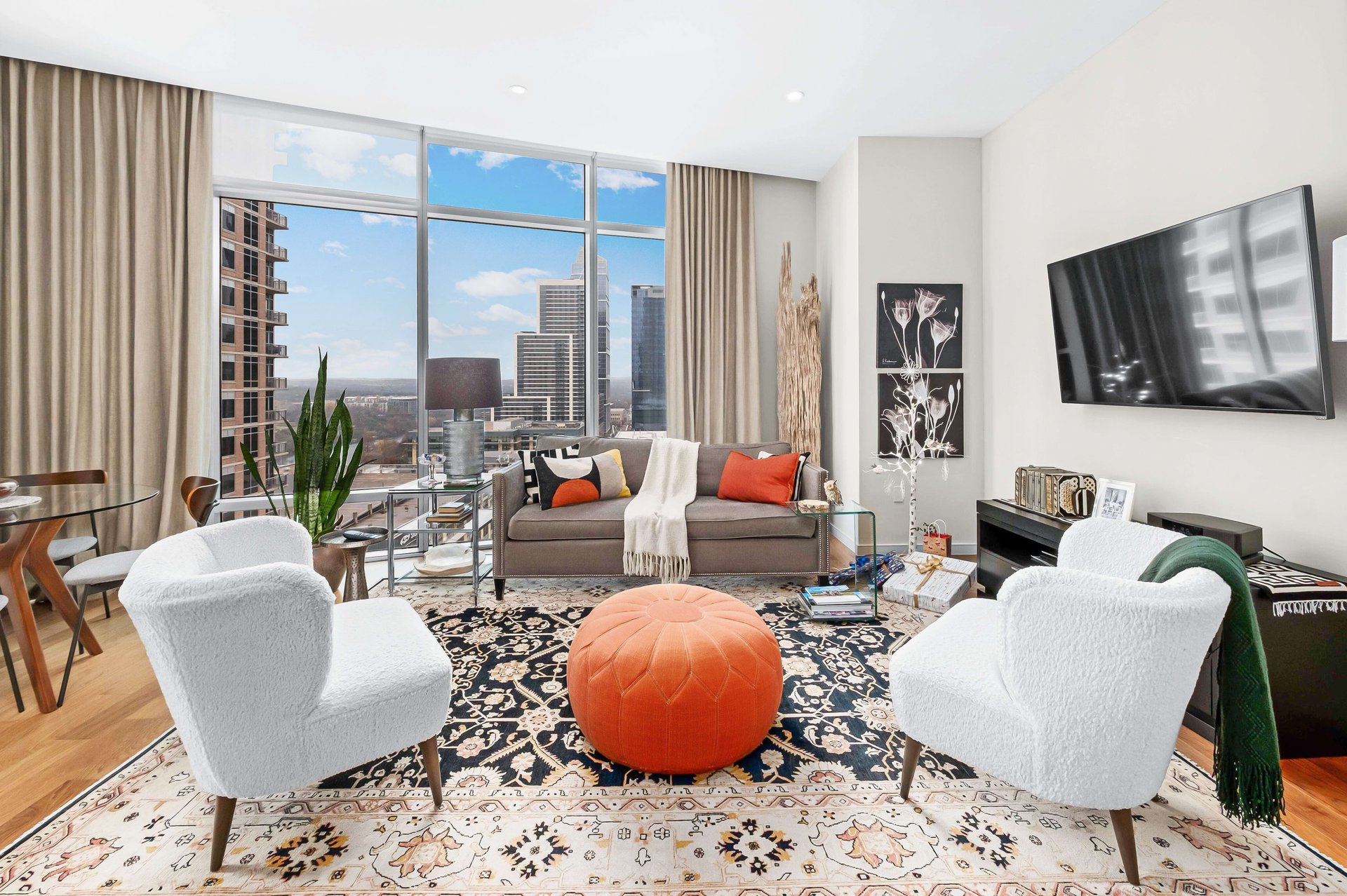200 Congress Ave #15C