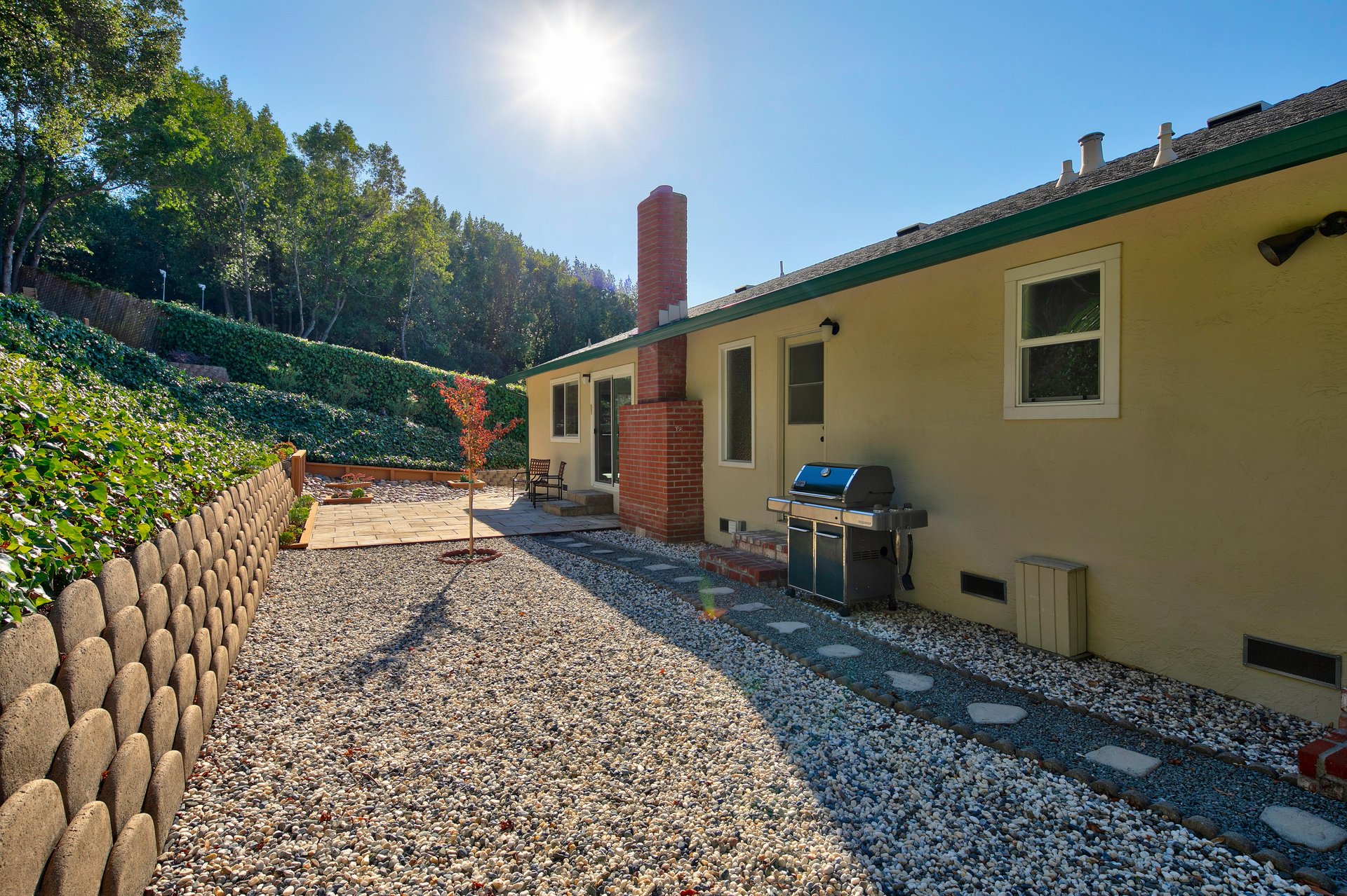 42 Taft Ct
