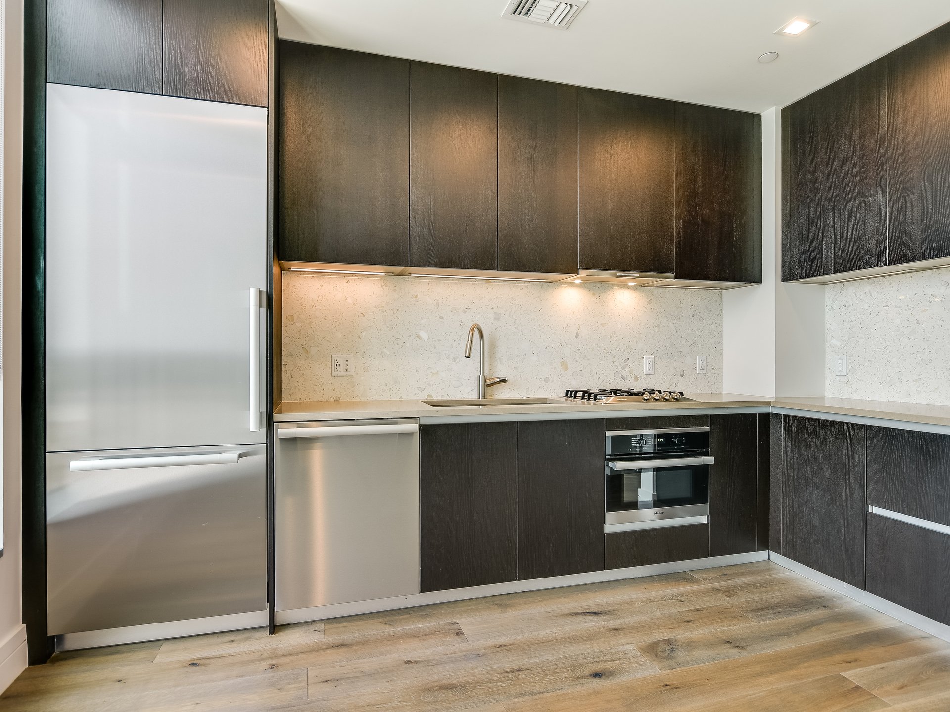 Fifth & West, #1506
