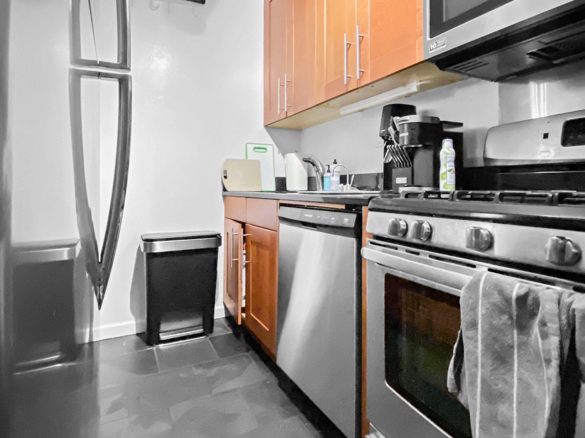 222 W 14th St. 6A