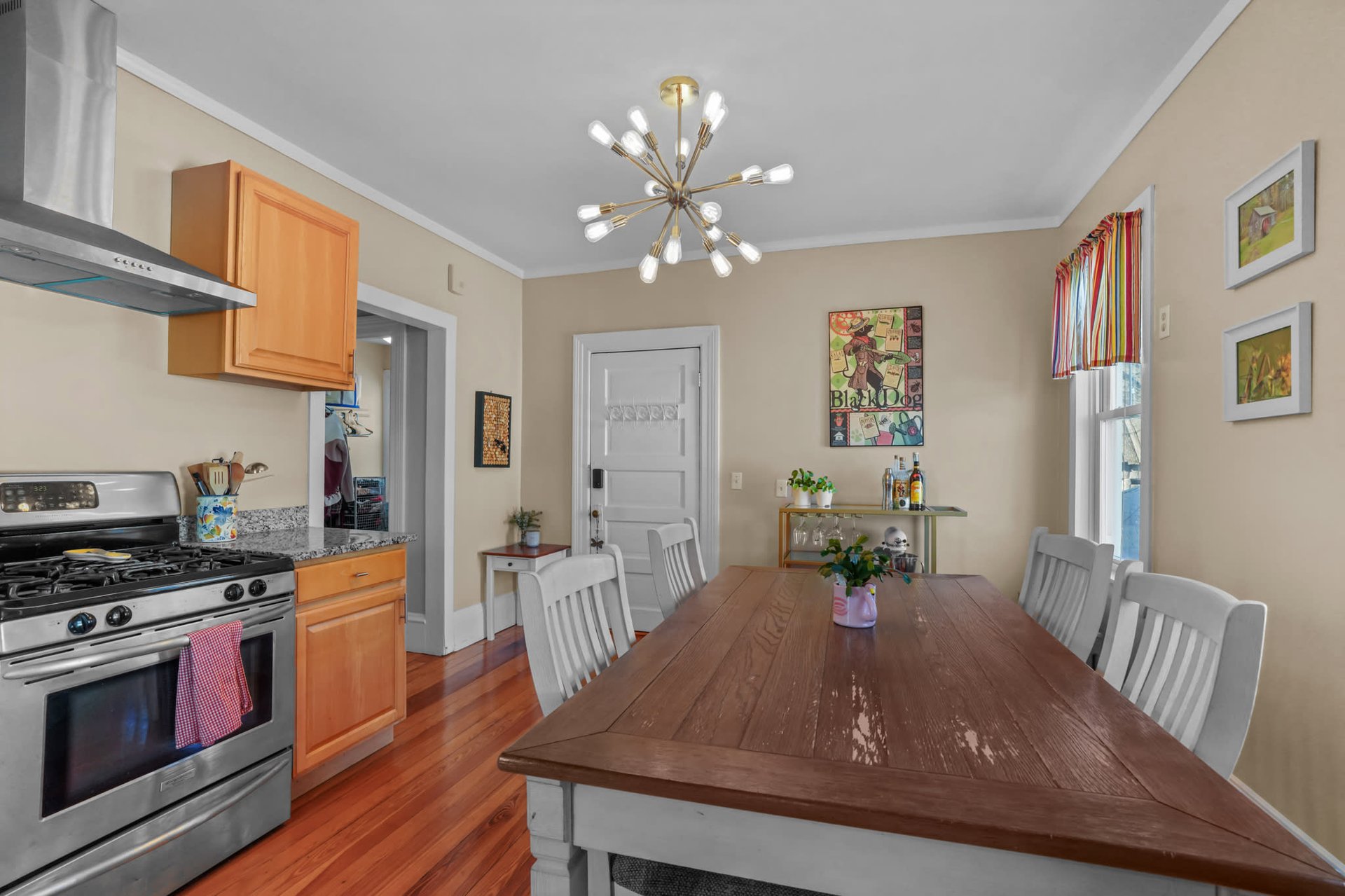 573 Academy Ave Unit 2 - Elmhurst