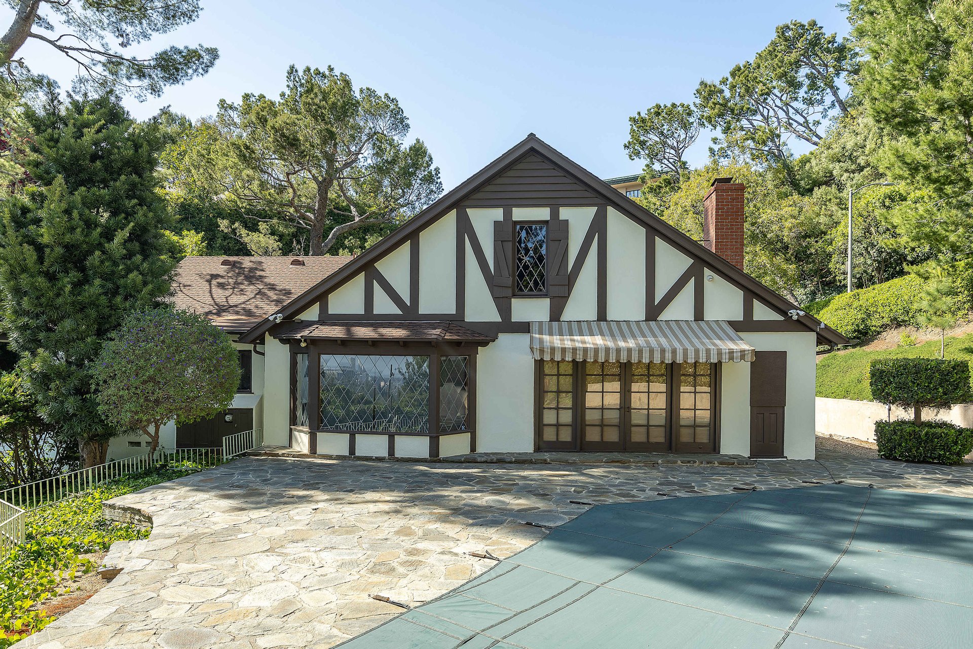 1116 Calle Vista Dr