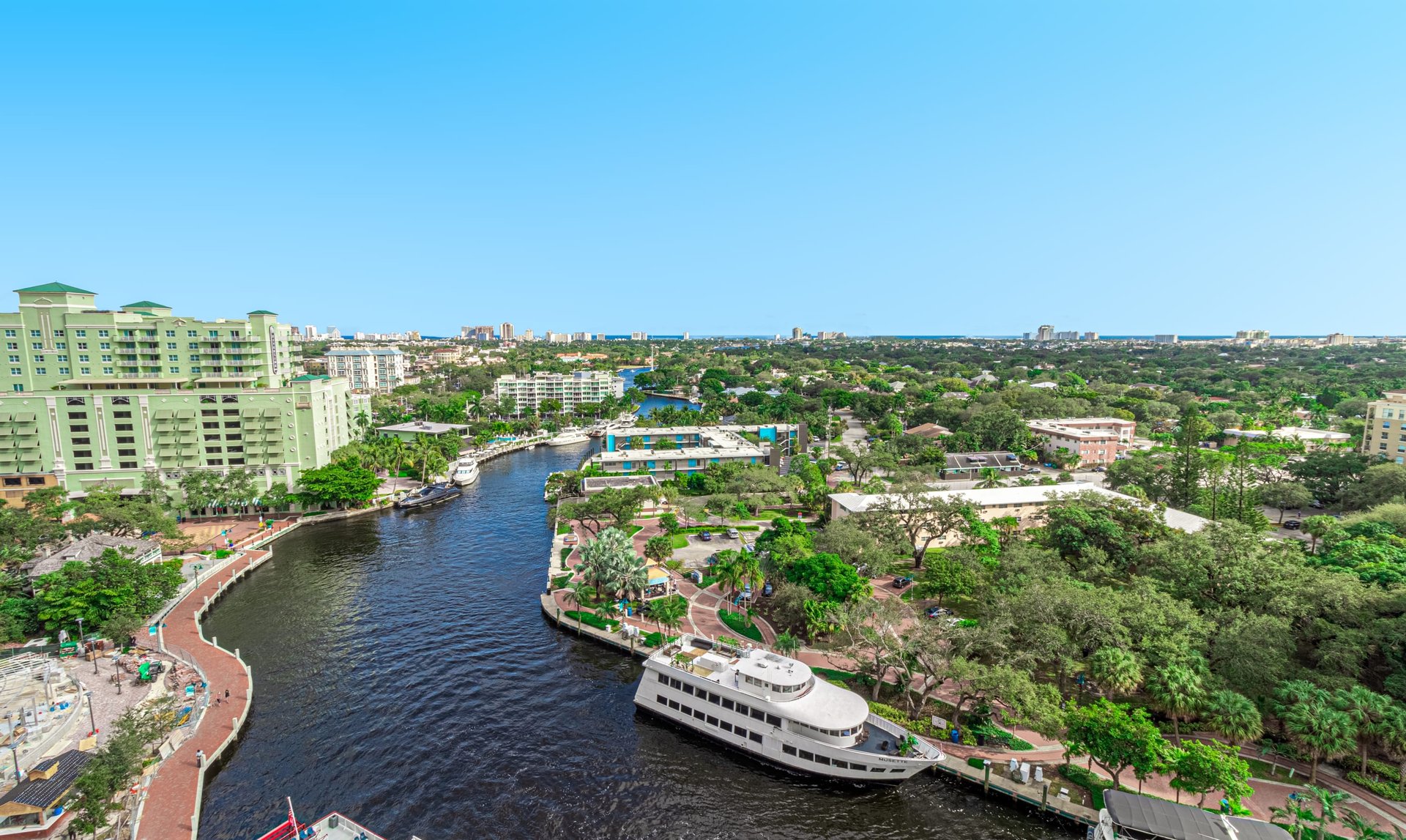 LAS OLAS GRAND 1606