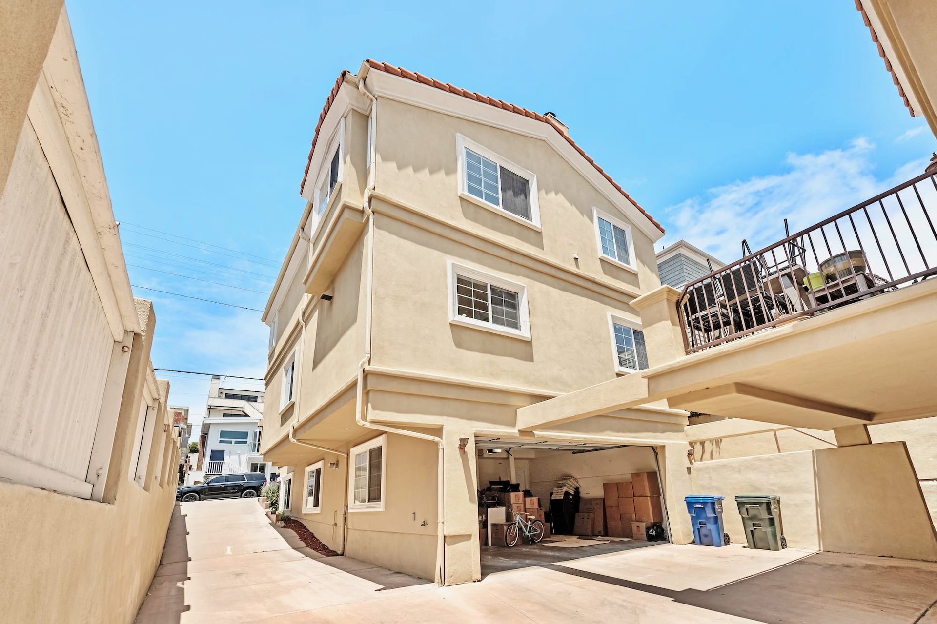 1042 7th Street