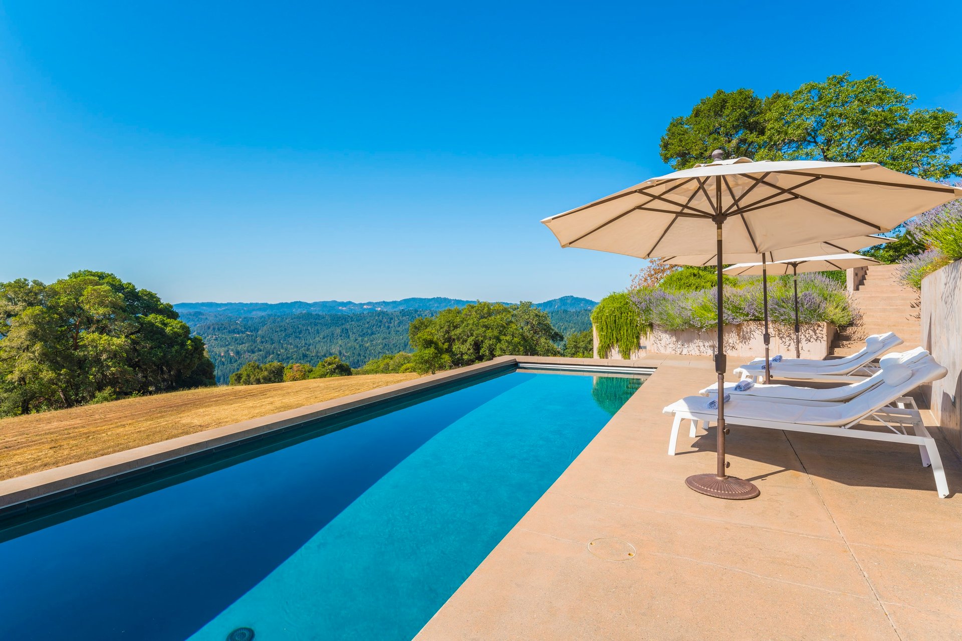 Modern Anderson Valley Enclave