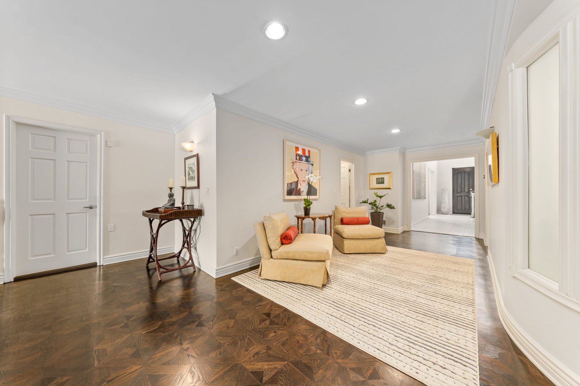 14811 Sutton St, Sherman Oaks
