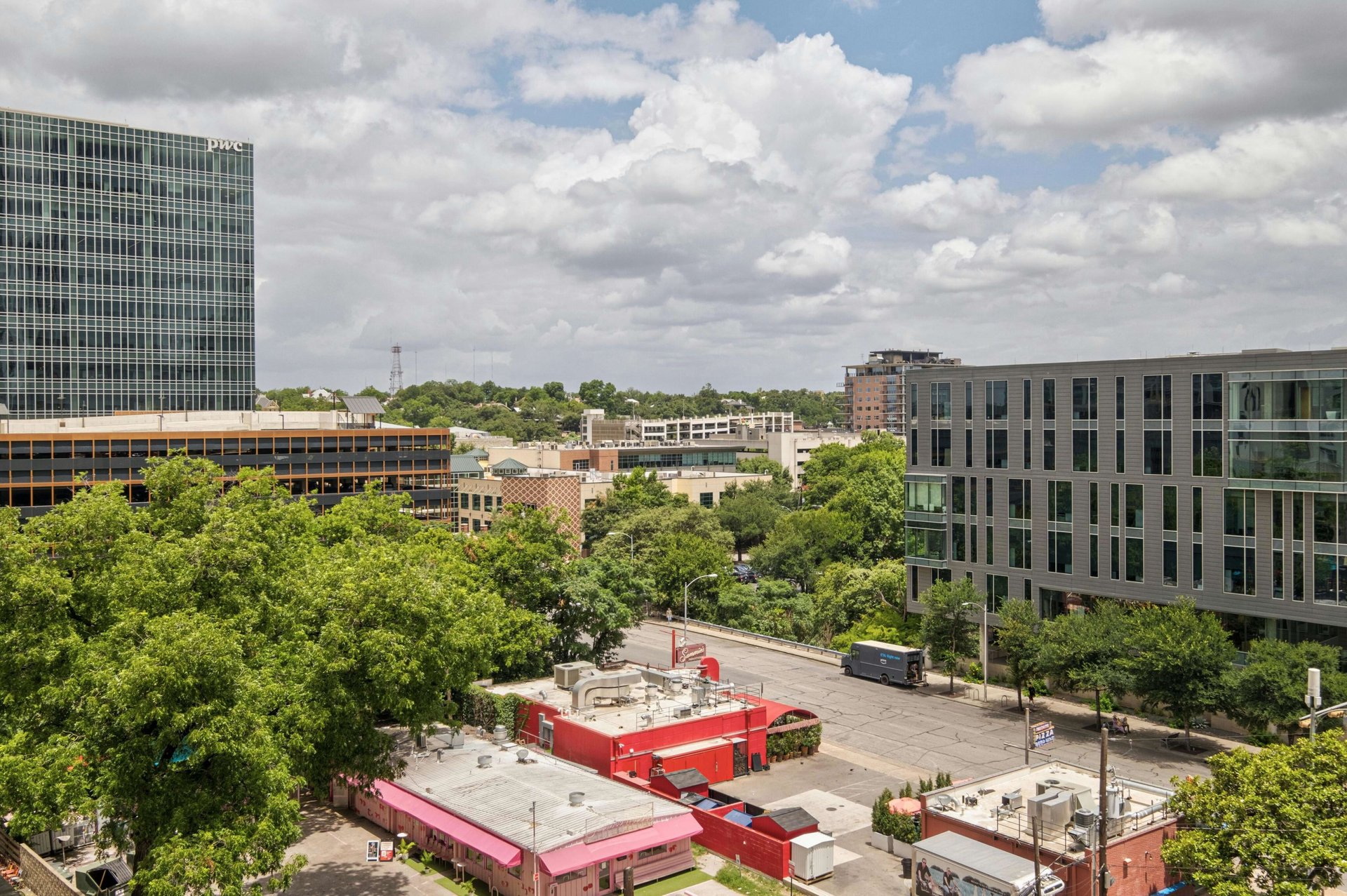 501 West Ave #702