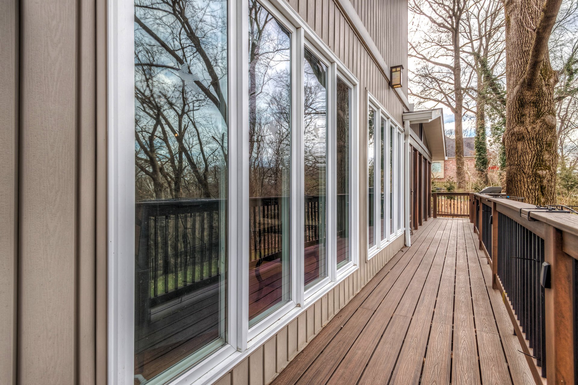 Sophisticated & Stylish in Charming Ladue