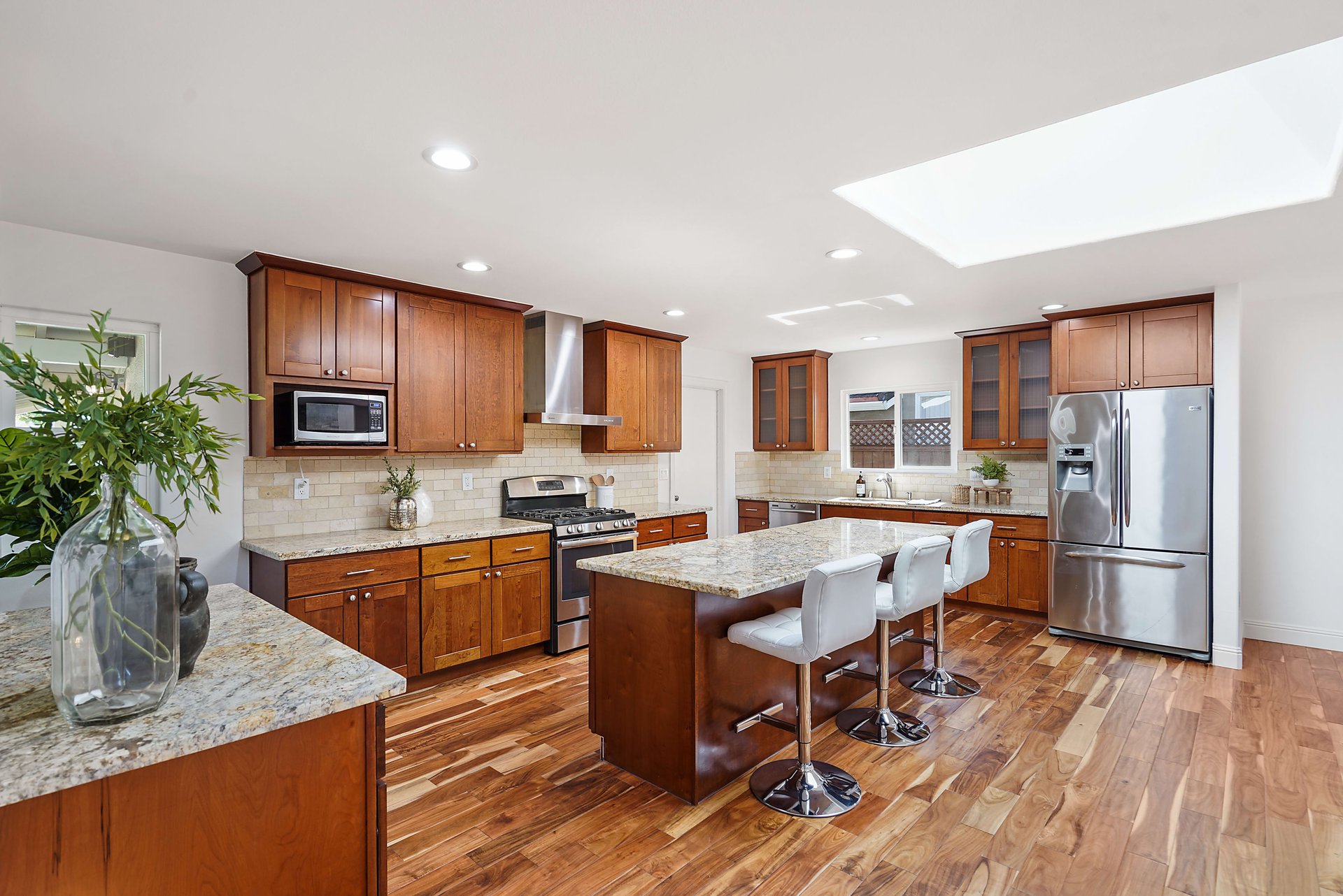 1025 Thistle Court