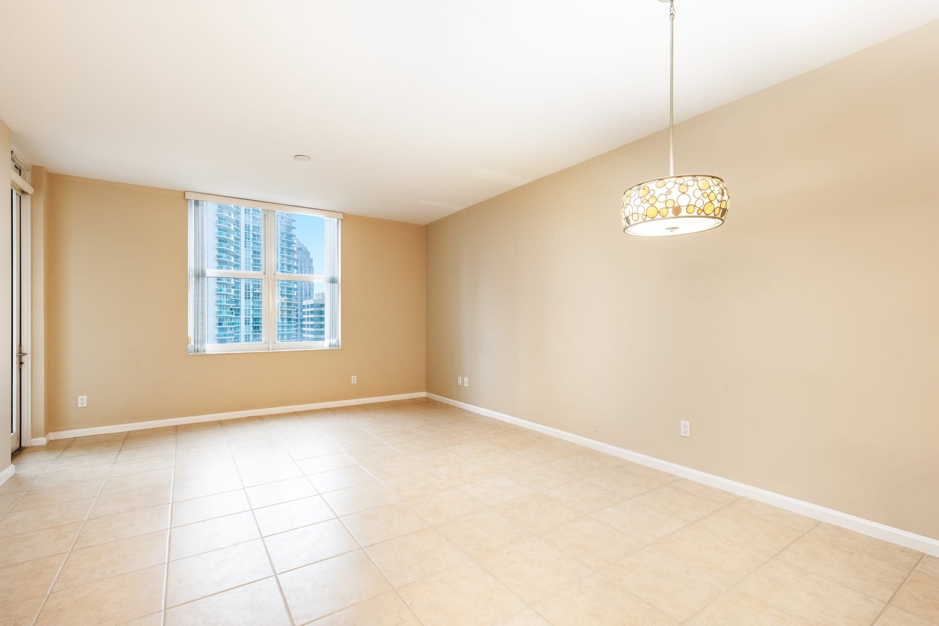 511 SE 5th Ave Unit: 1423