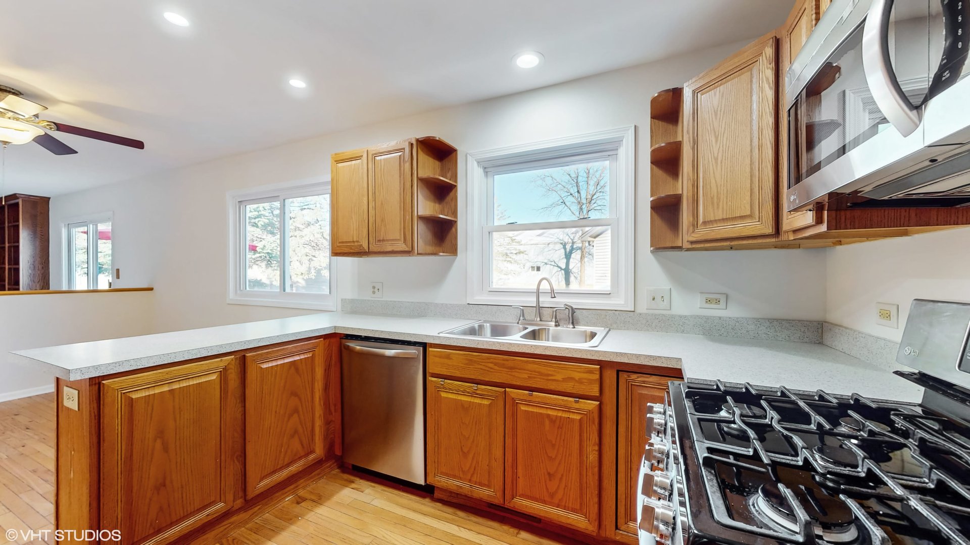 11726 Davey Dr, Huntley, IL 60142