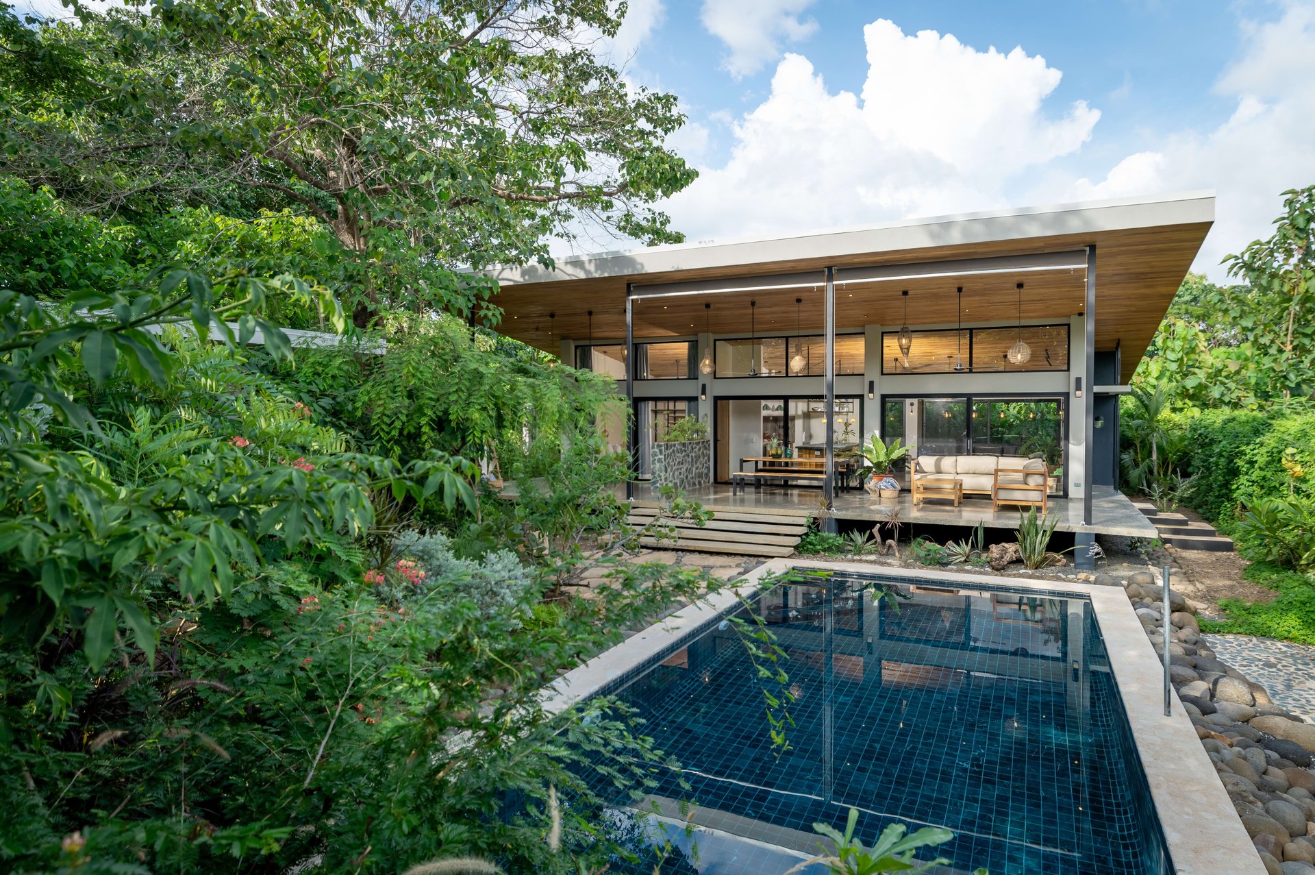 Casa Salomon | Two Stunning Houses and Expandable Land with Four Water Connections